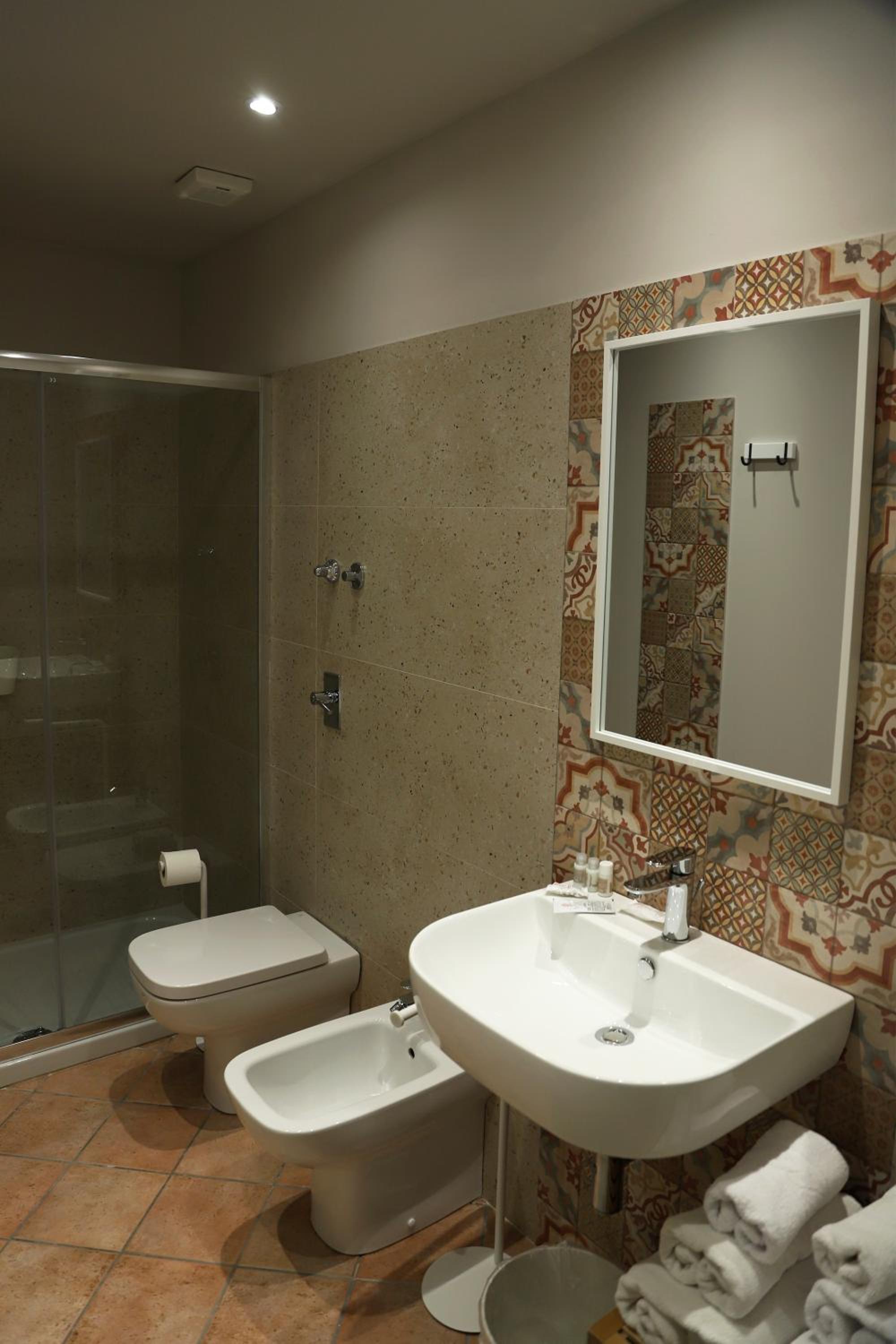 Superior Double Room - Photo 5