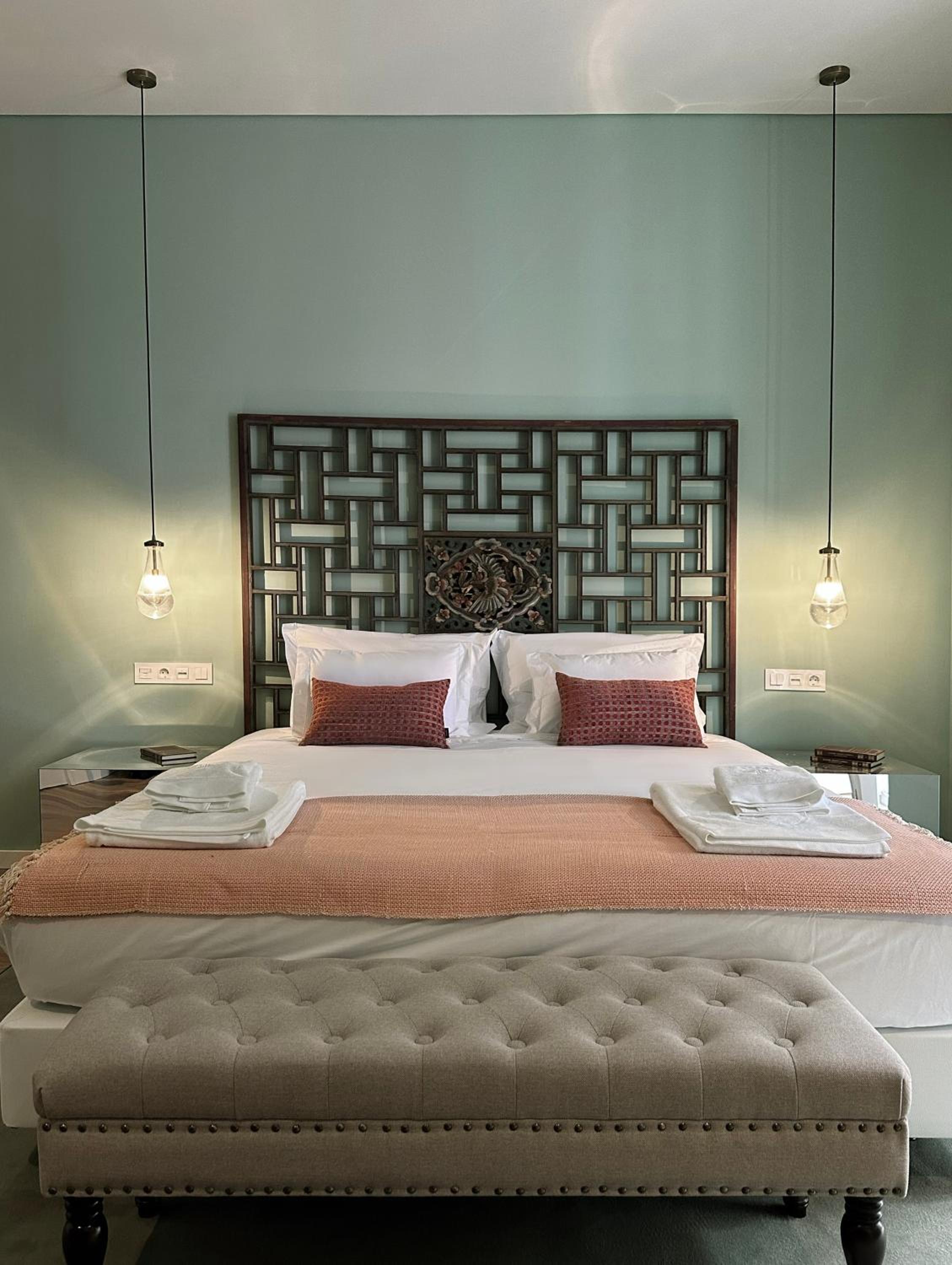 Deluxe Room - Photo 2