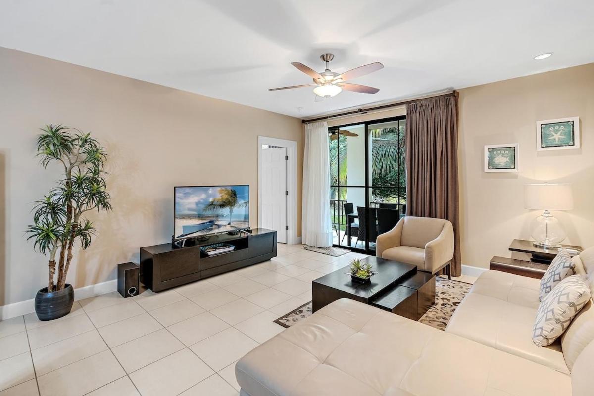 Villa photo 2