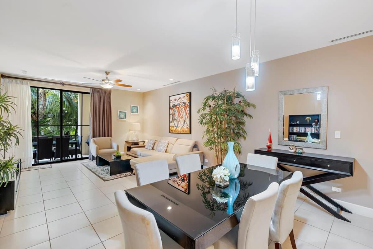 Villa photo 3