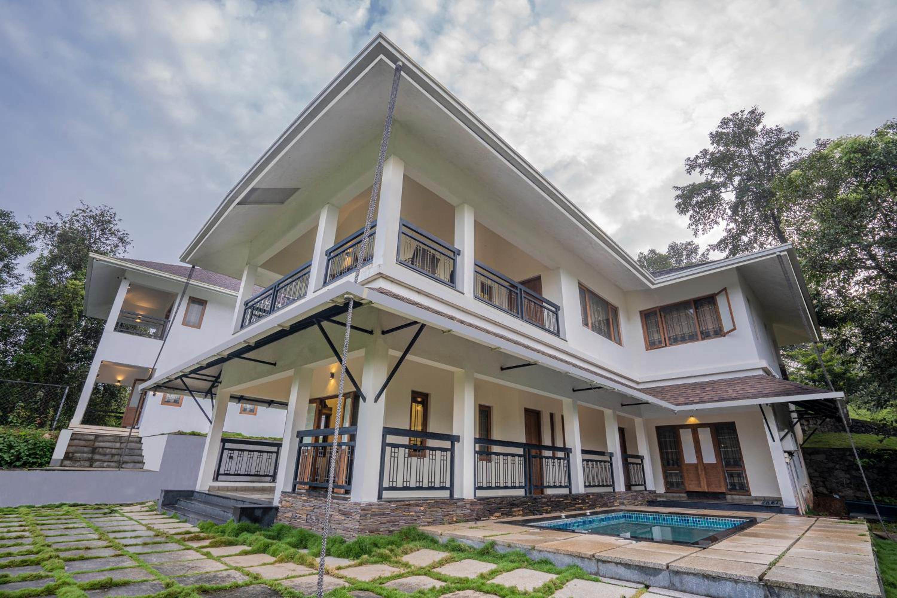 Villa With Private Pool photo 3
