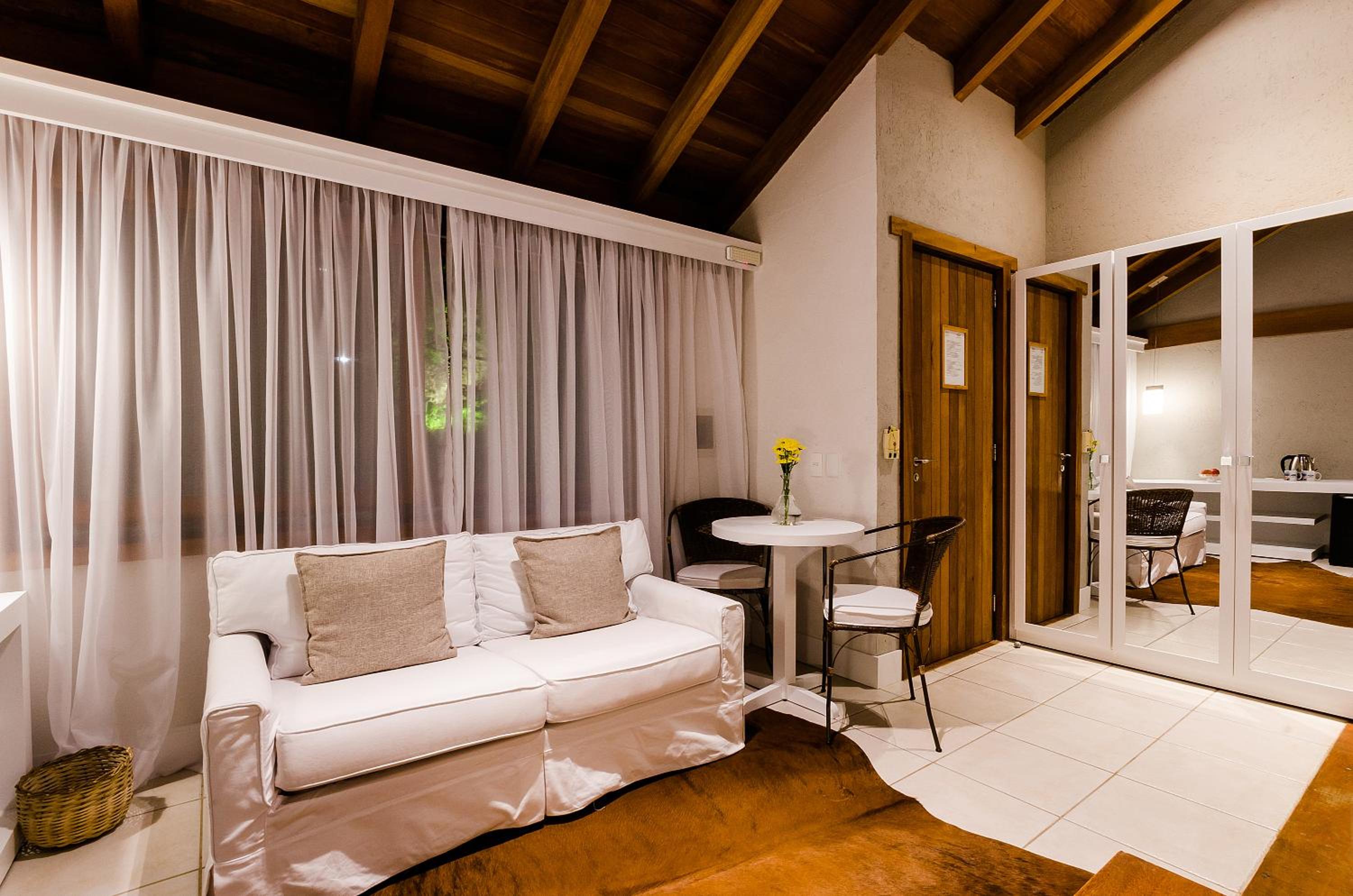 Suite - Photo 2