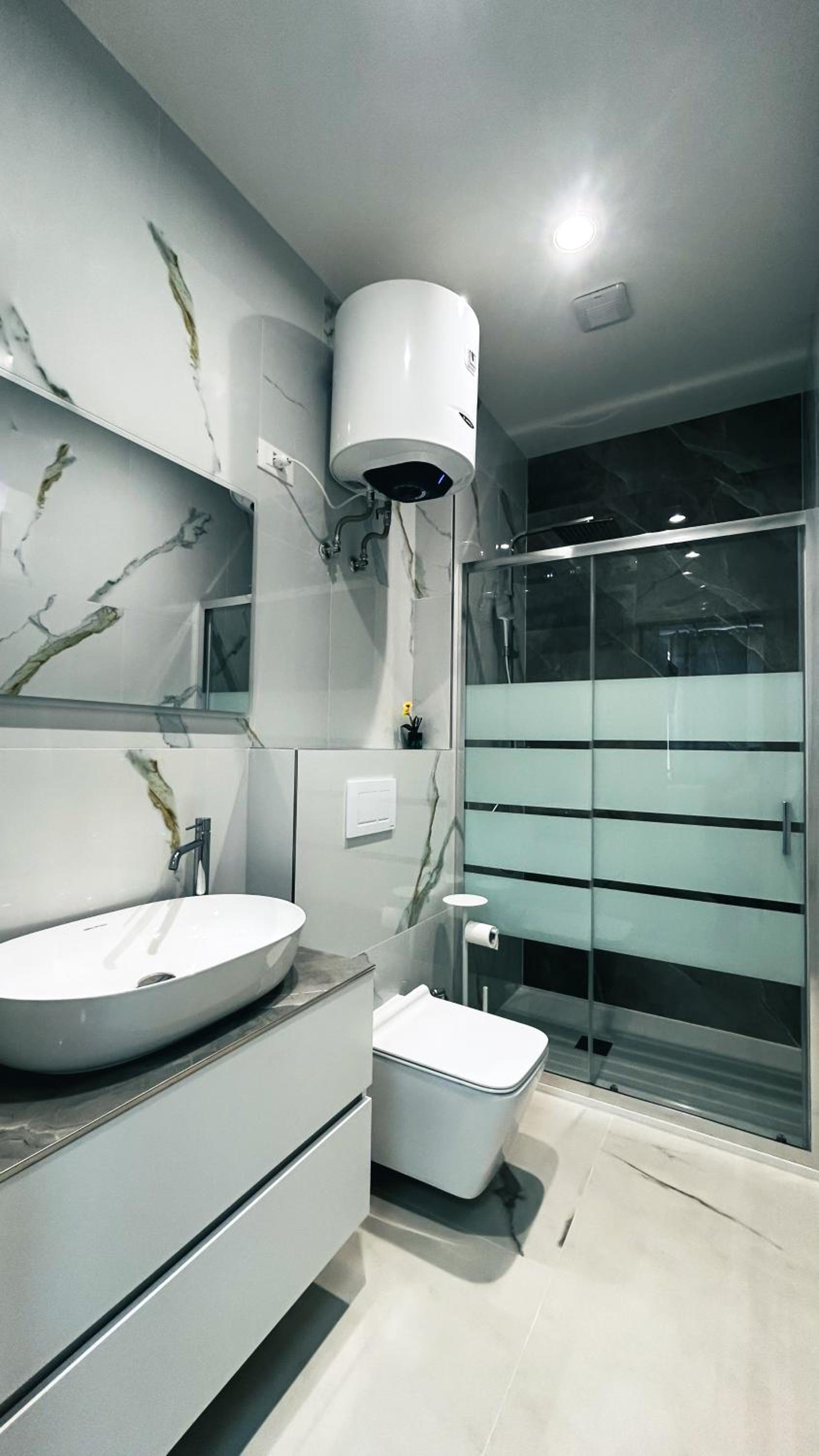 Double Room With Private Bathroom photo 3