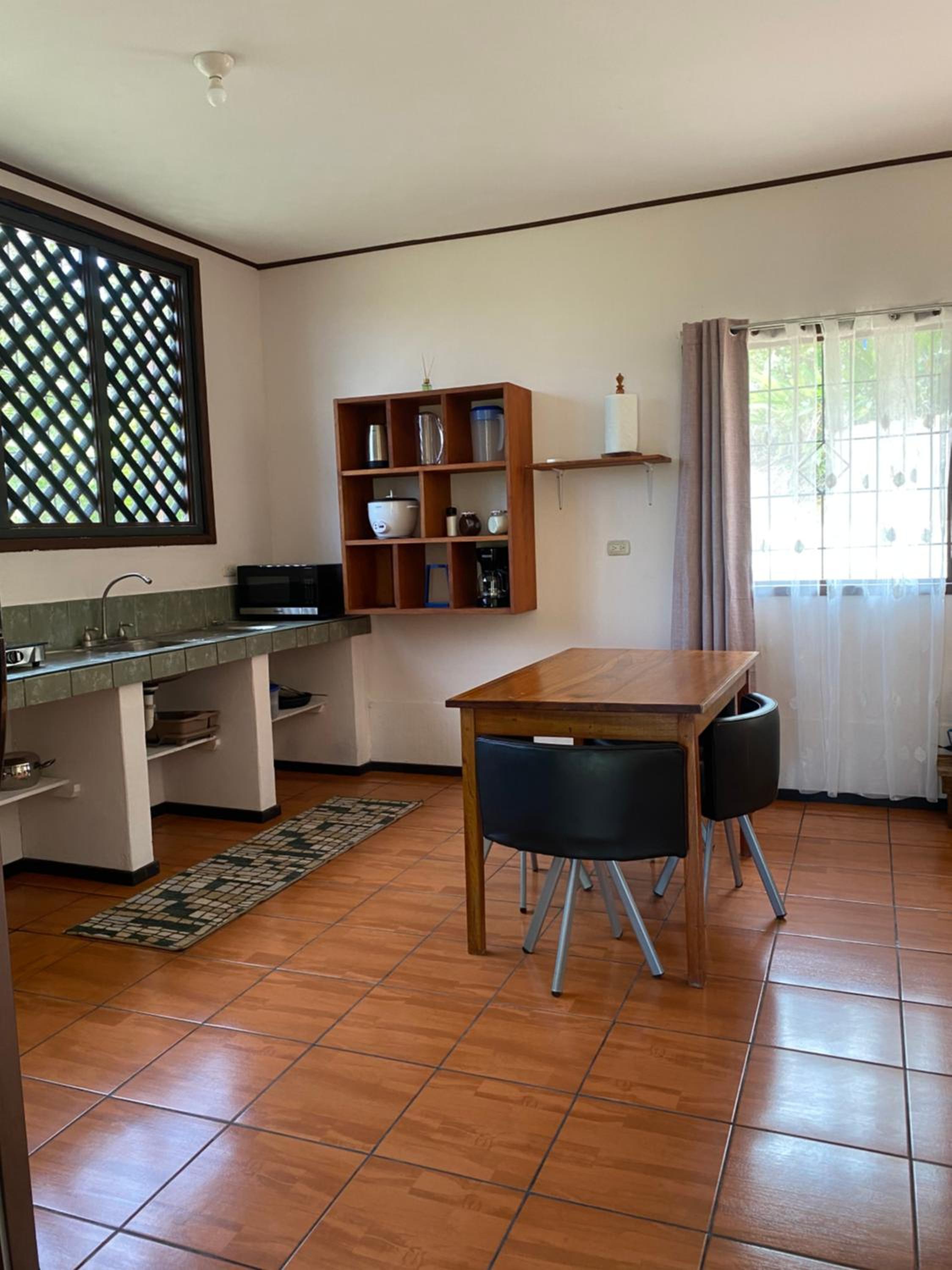 Four-Bedroom House photo 3