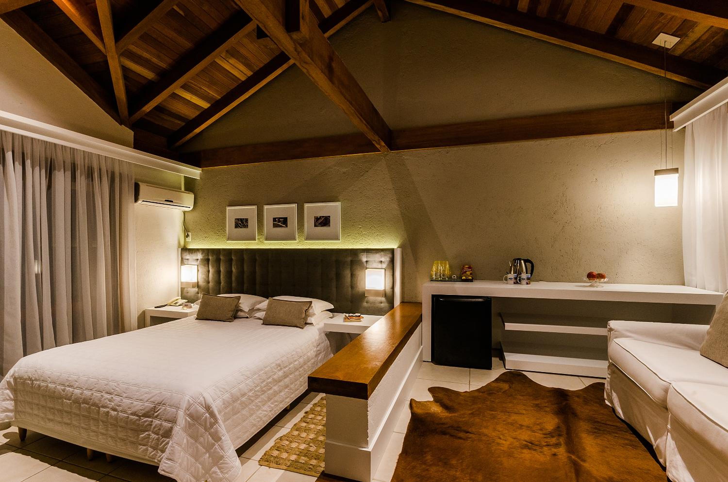 Suite - Photo 5