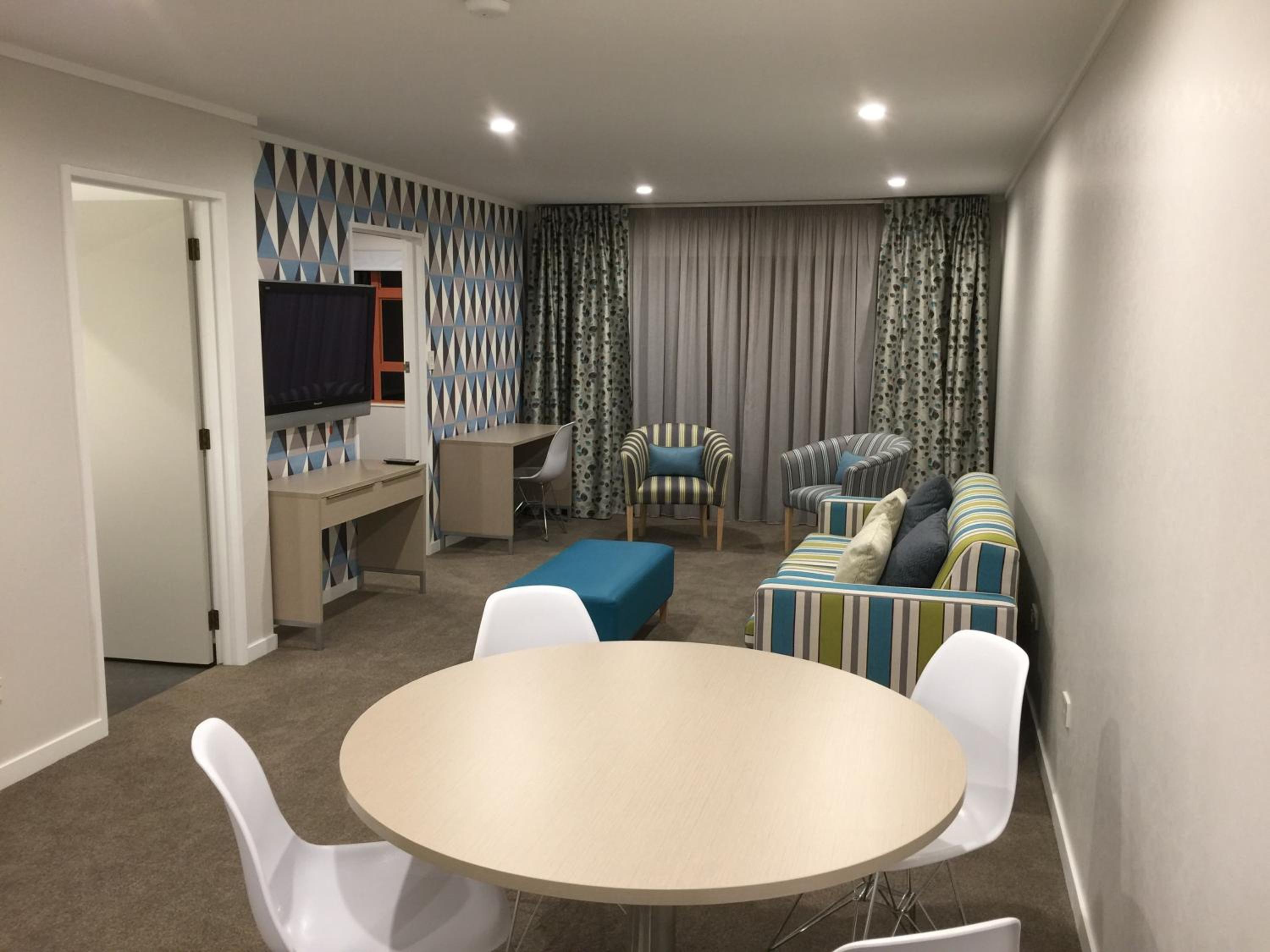 Premium Two Bedroom photo 2