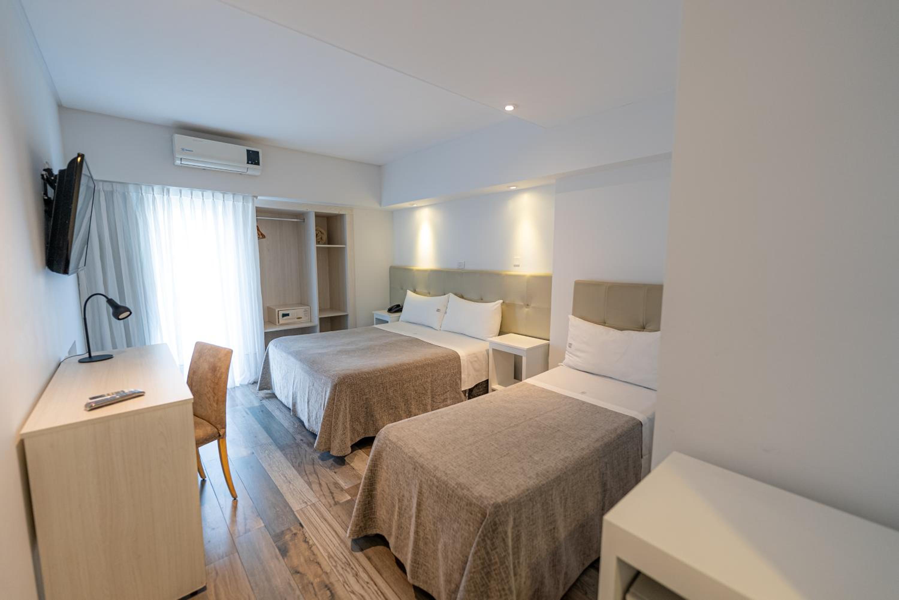 Superior Triple Room photo 1