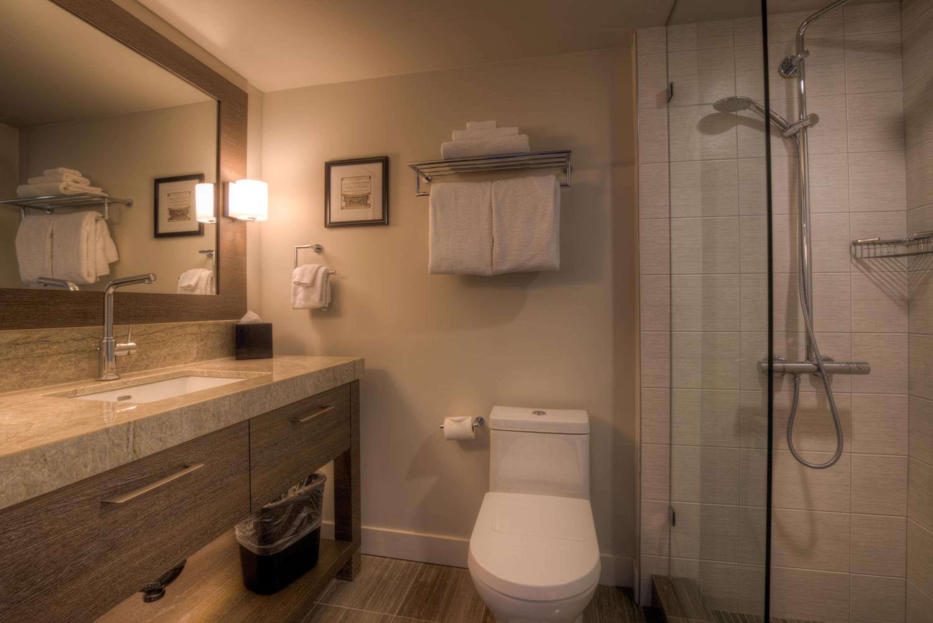 Executive King Suite - Not Pet Friendly photo 3