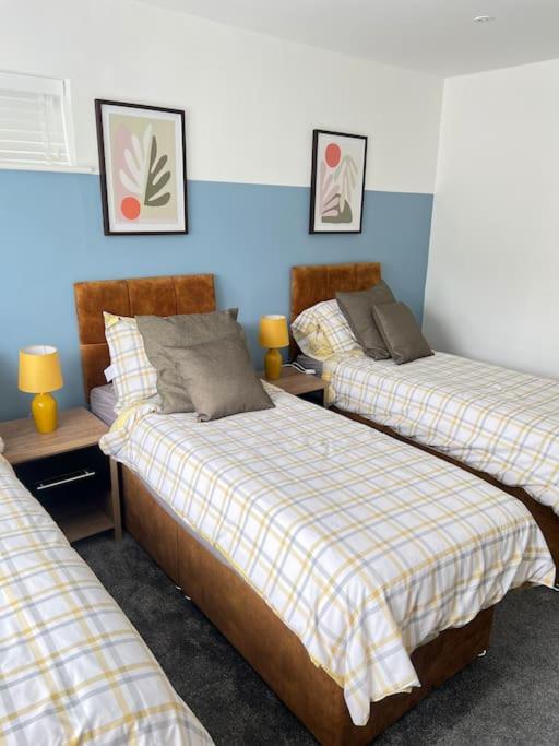 Two-Bedroom House photo 2