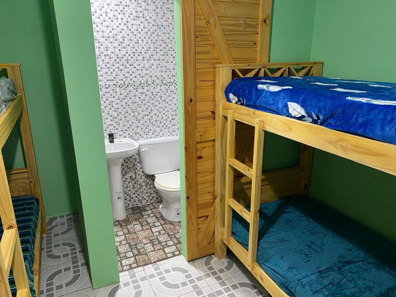 Standard Queen Room photo 2