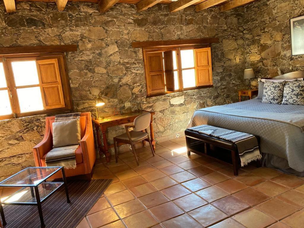 Superior King Suite