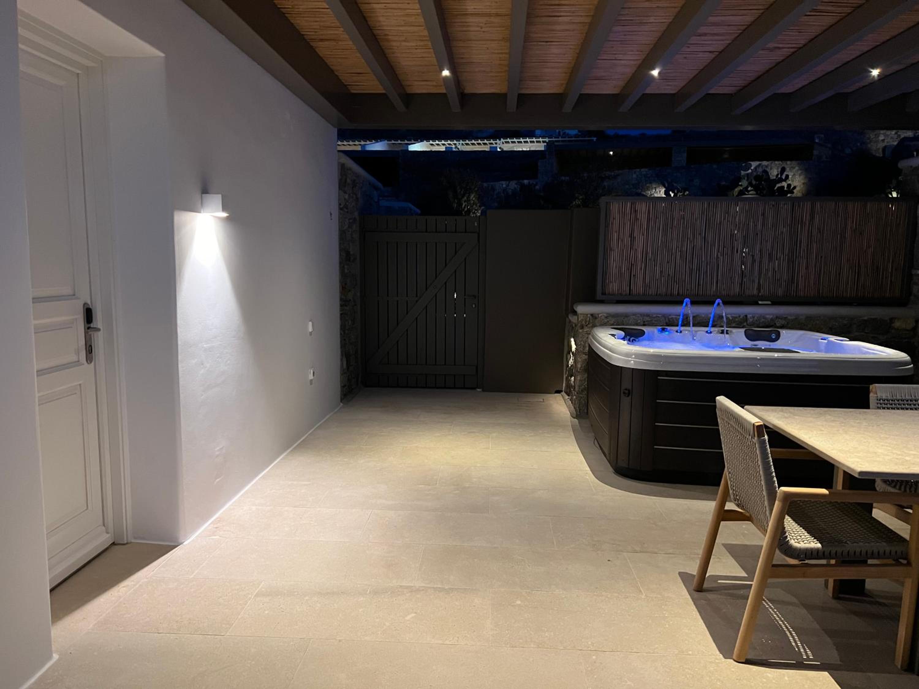 Two Bedroom Villa with Private Heated Pool Sea View - Photo 11
