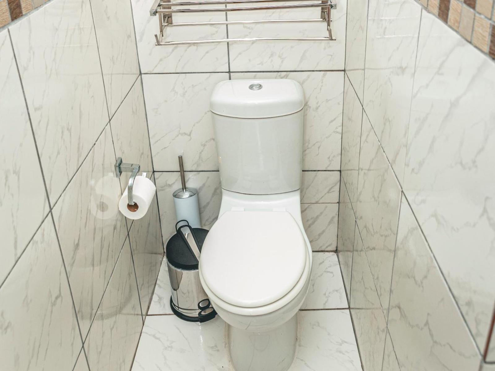 Executive Suite - Photo 6