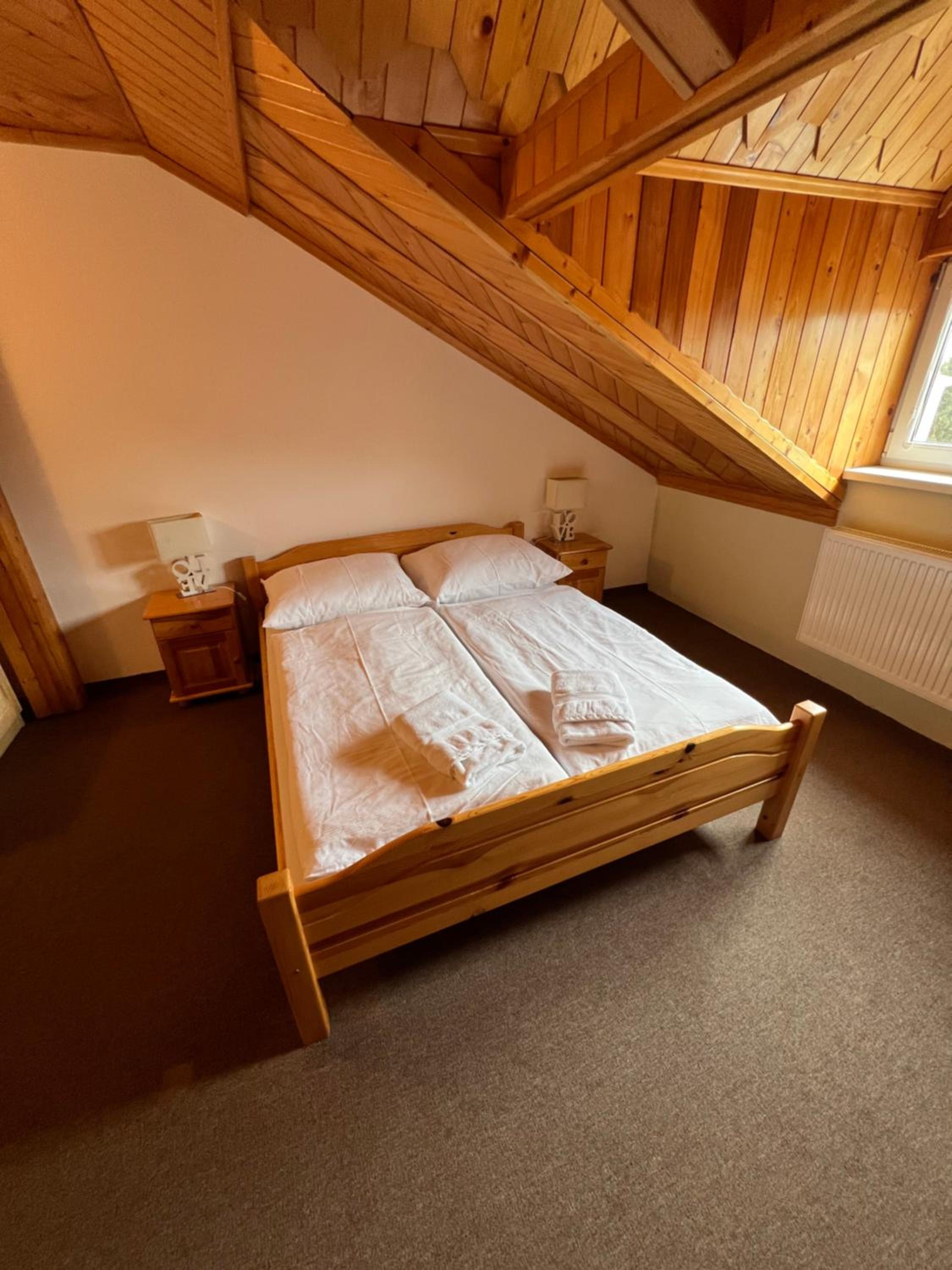 Economy Triple Room - Photo 1