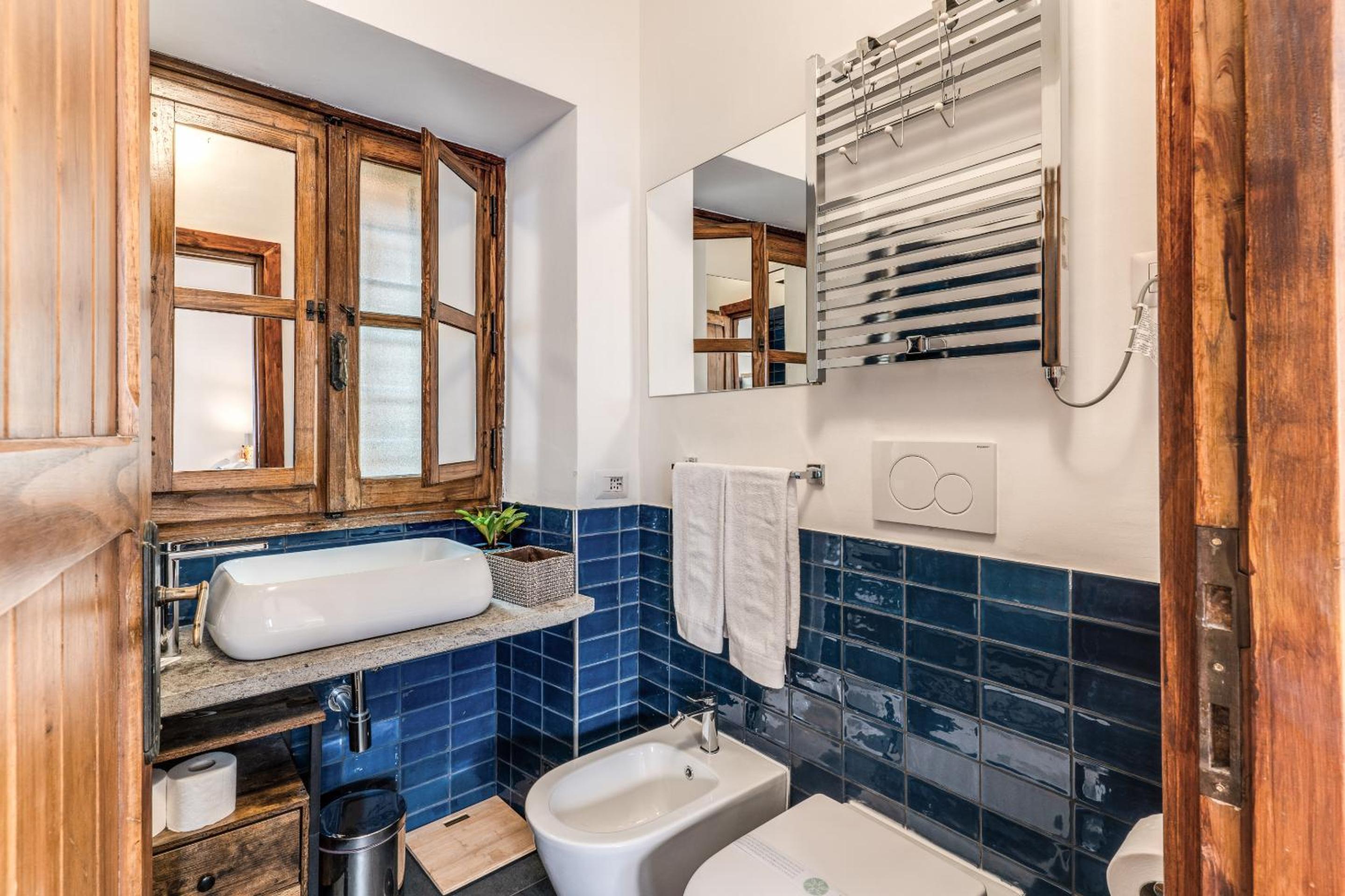 One-Bedroom Apartment with Terrace photo 3