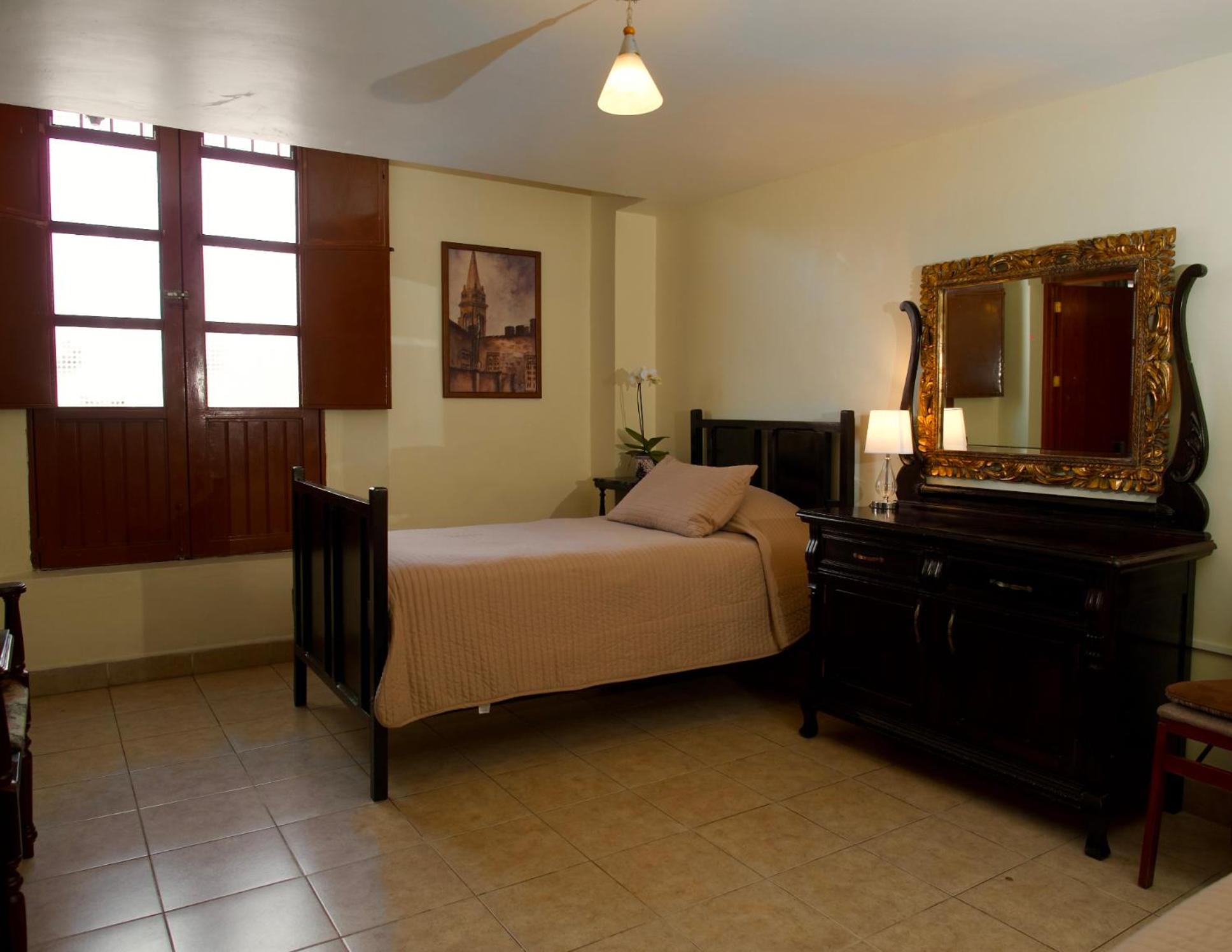Family Double Room - Photo 2