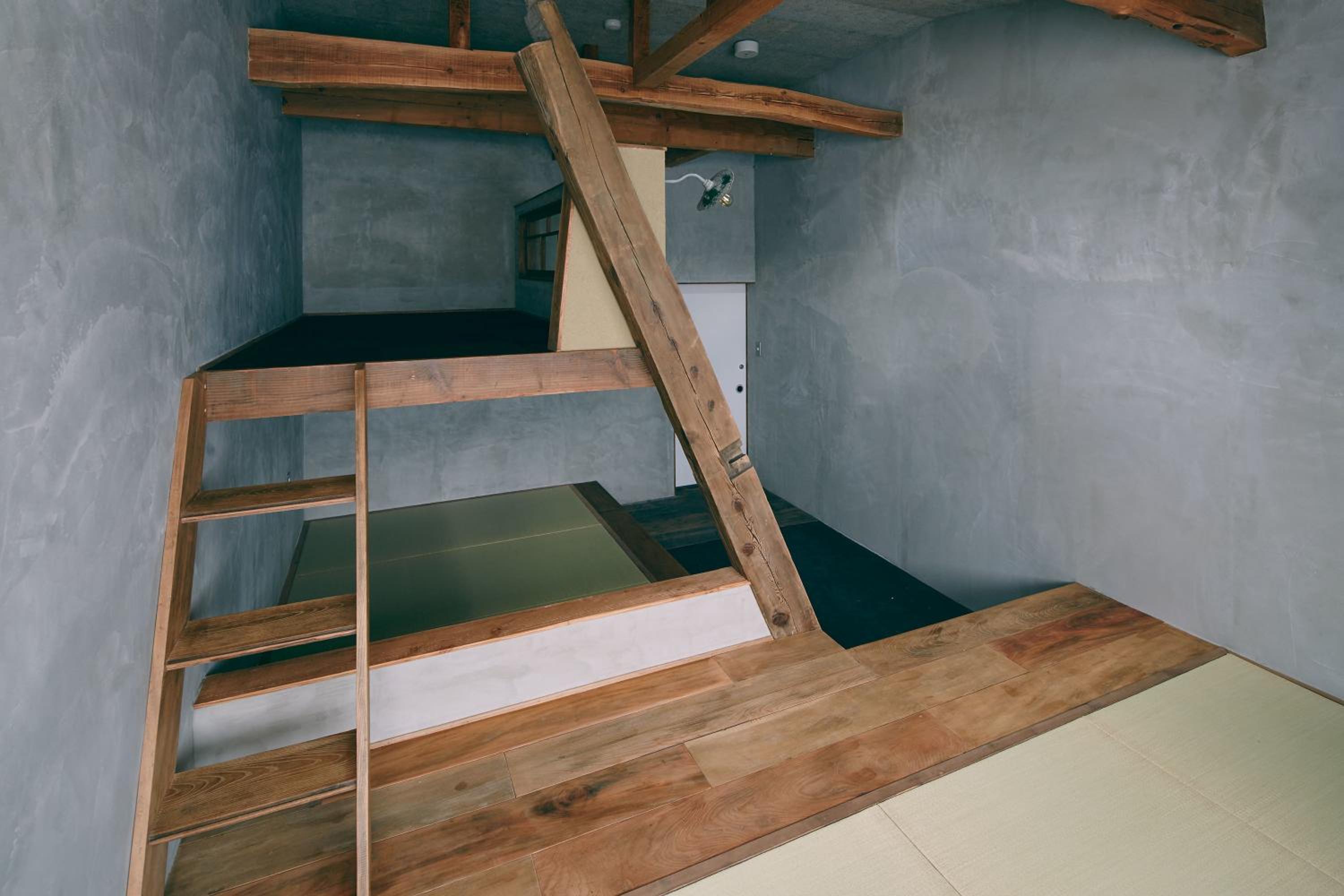 Japanese-Style Family Room - I photo 1