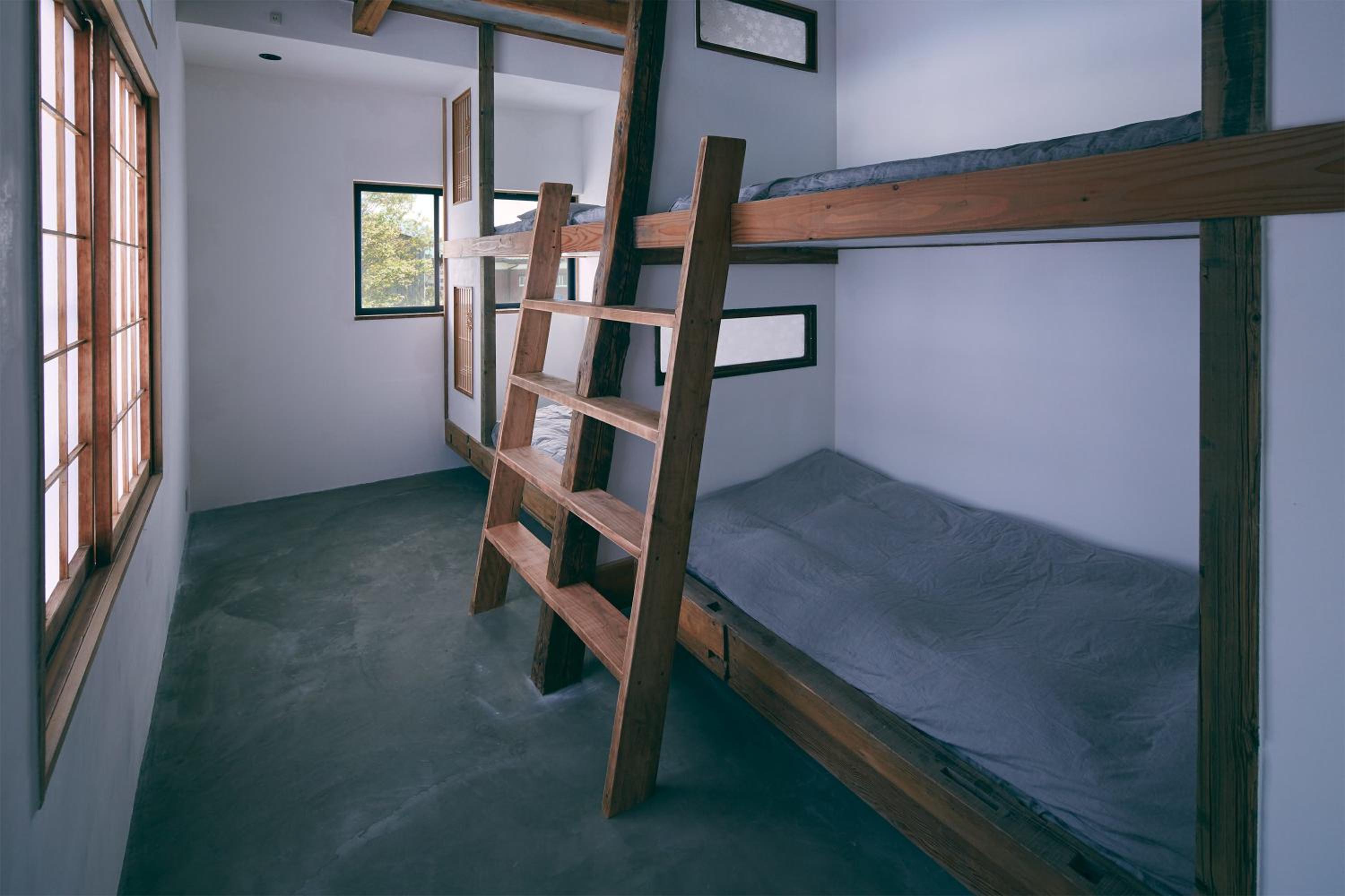 Bunk Bed in Female Dormitory Room   photo 1