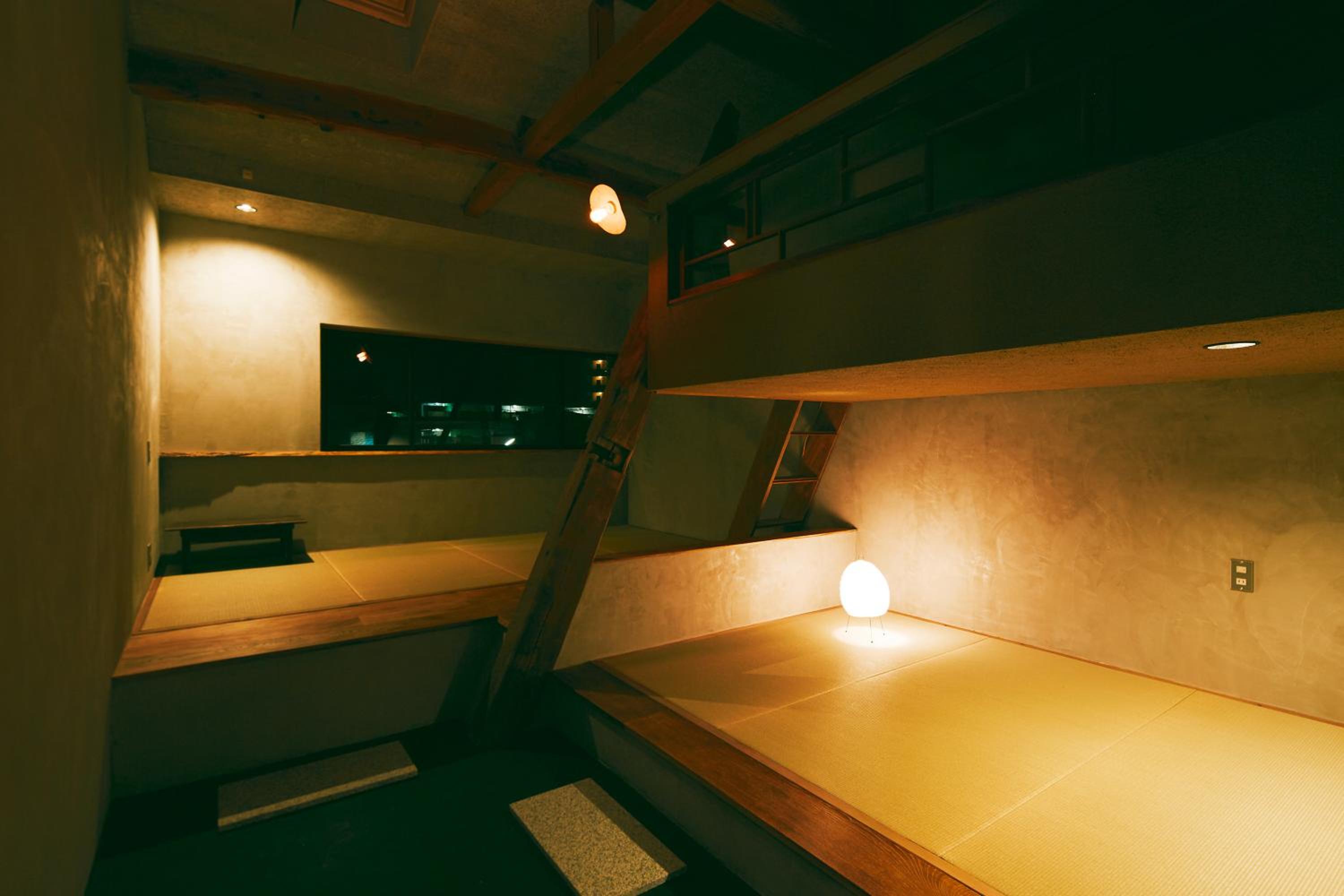 Japanese-Style Family Room - I photo 3