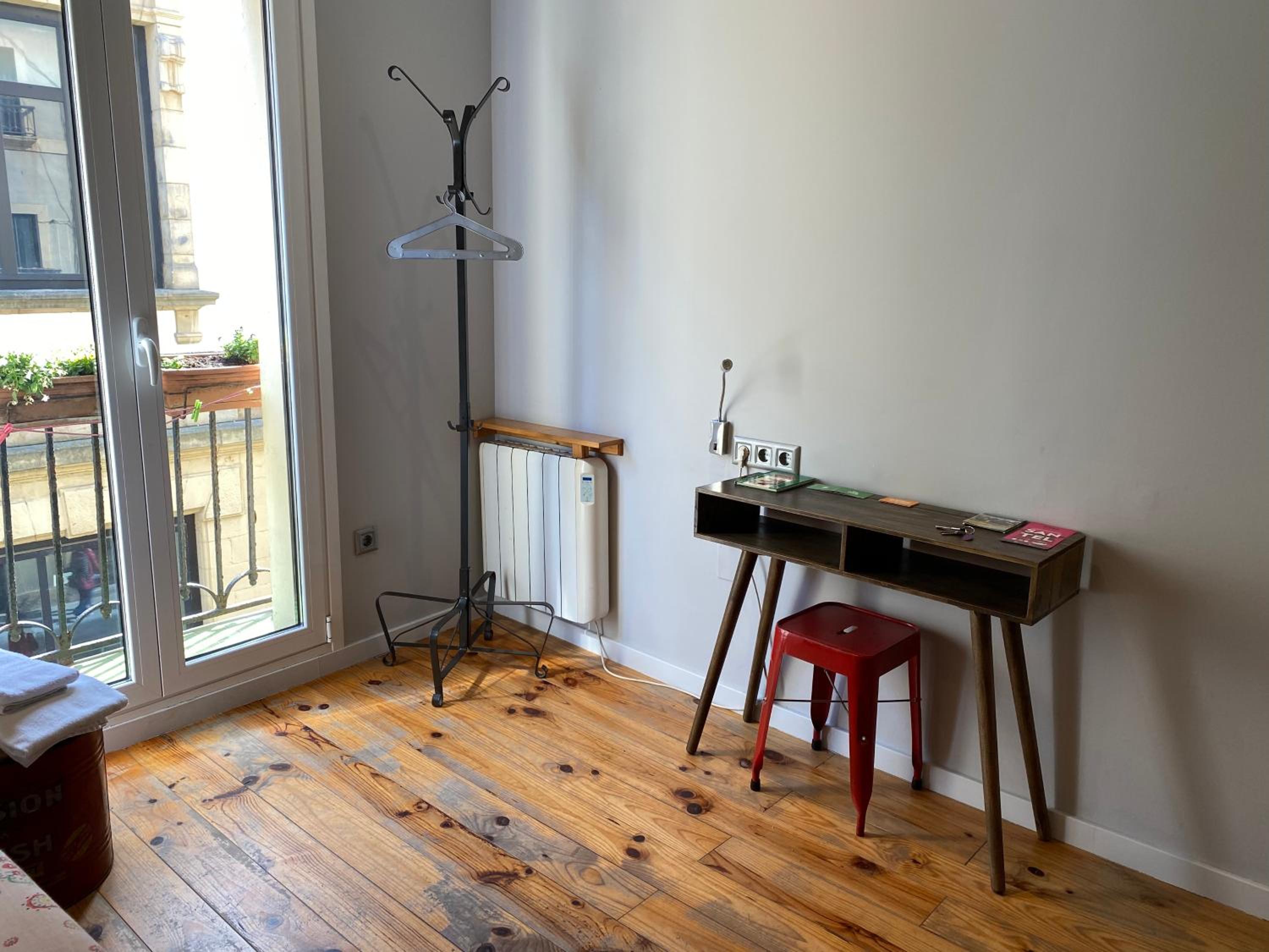 Habitación Triple Básica con Baño Compartido