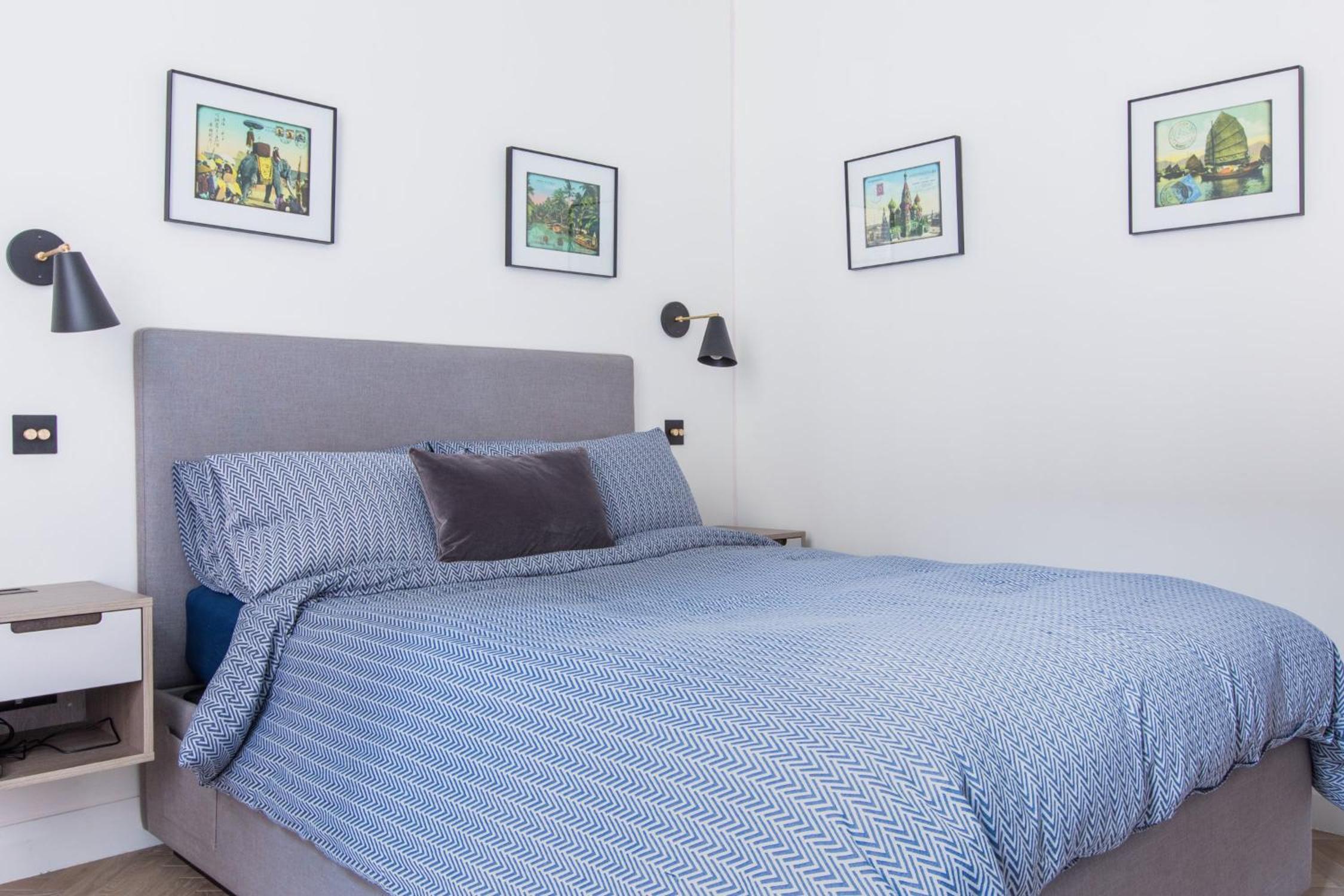 Double Room with Private Bathroom photo 1
