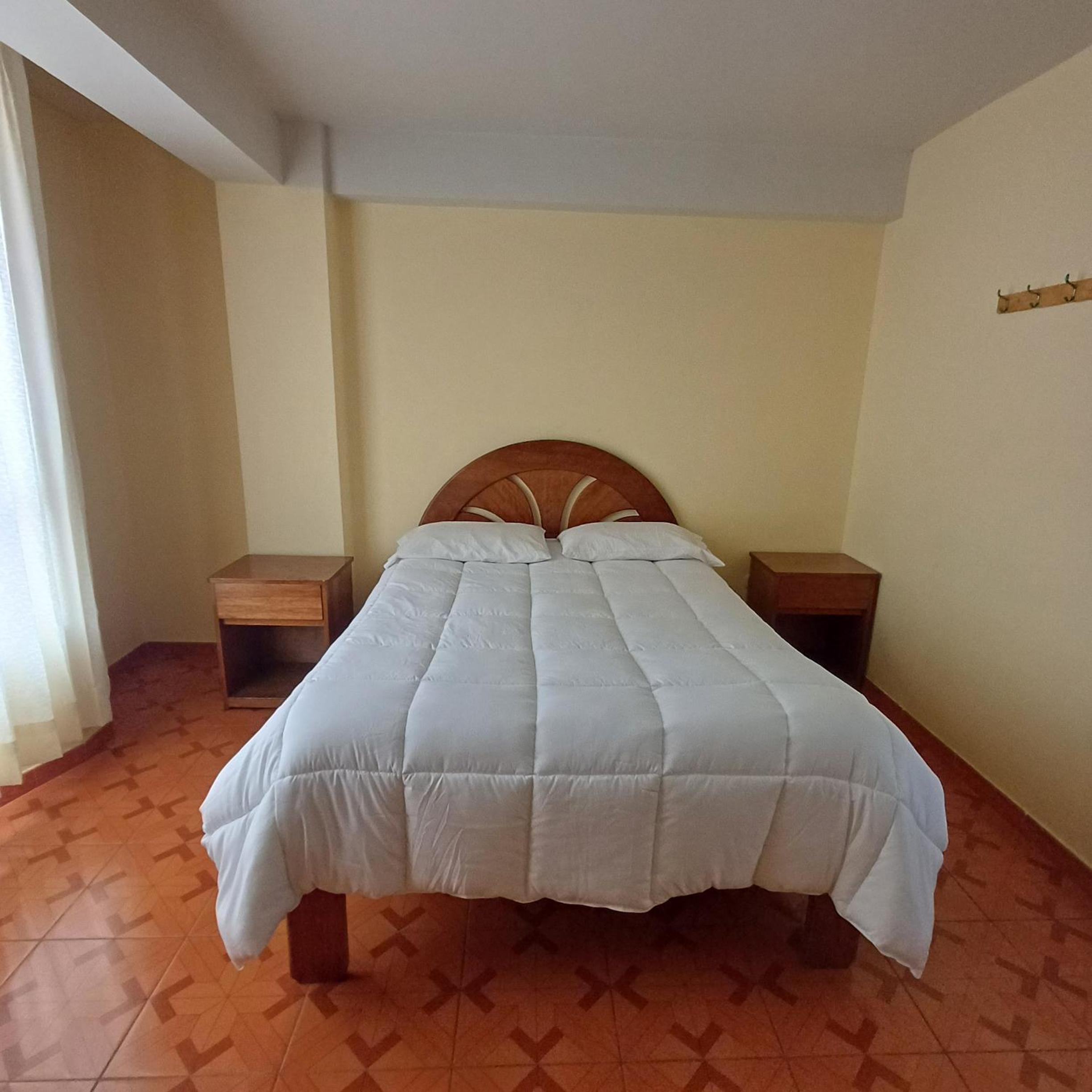 Single Room With Shared Bathroom photo 1