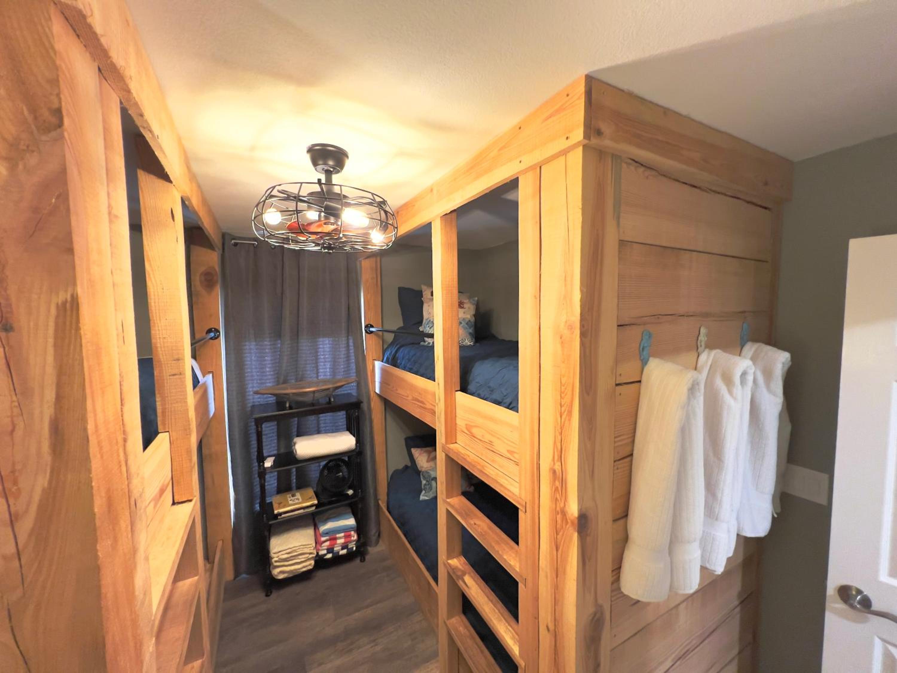 Three-Bedroom House photo 2