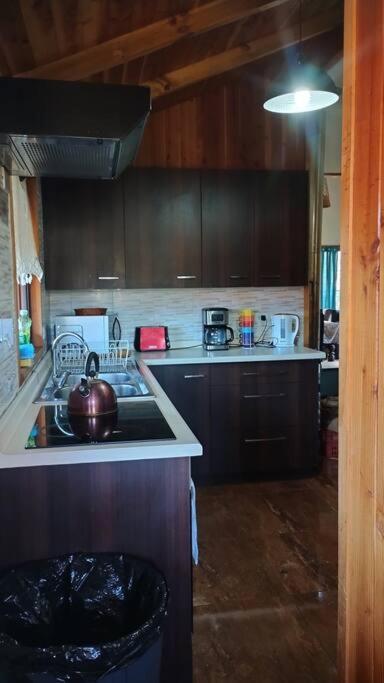 Three-Bedroom House photo 2