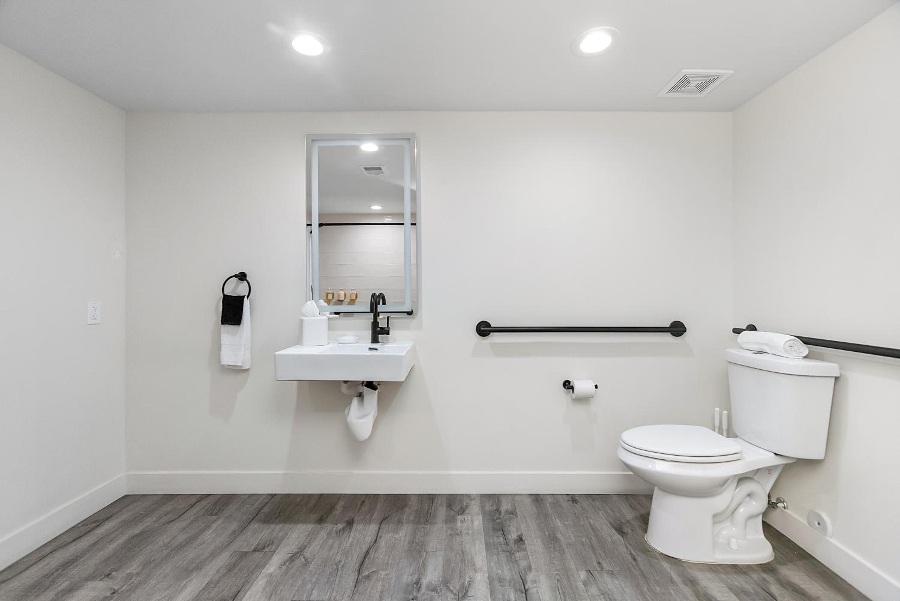 King Room - Disability Access