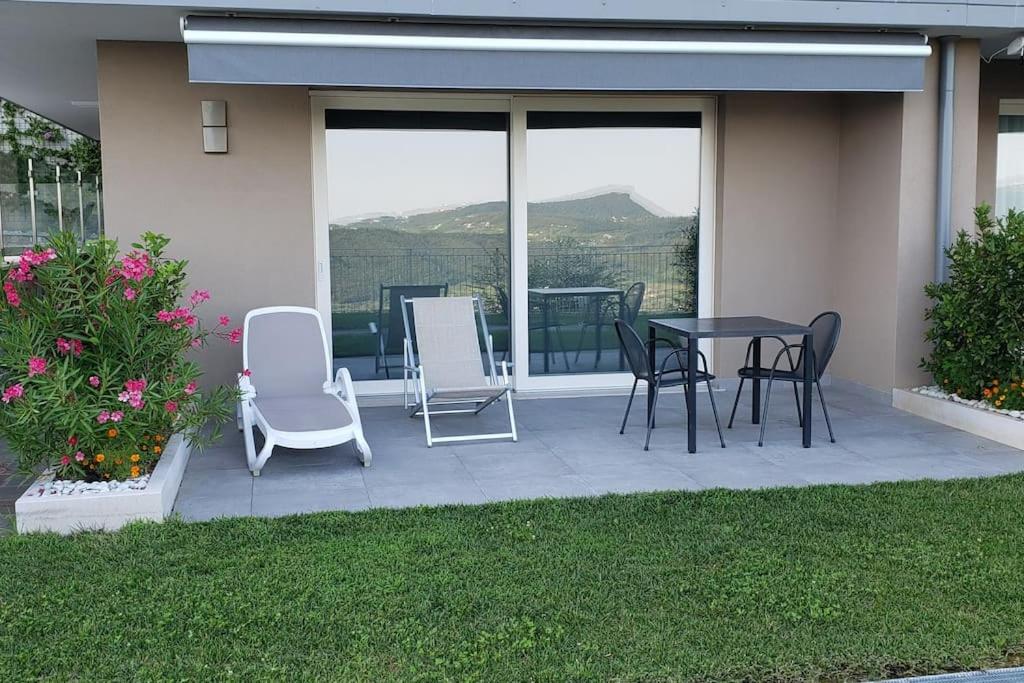 Studio with Terrace photo 2