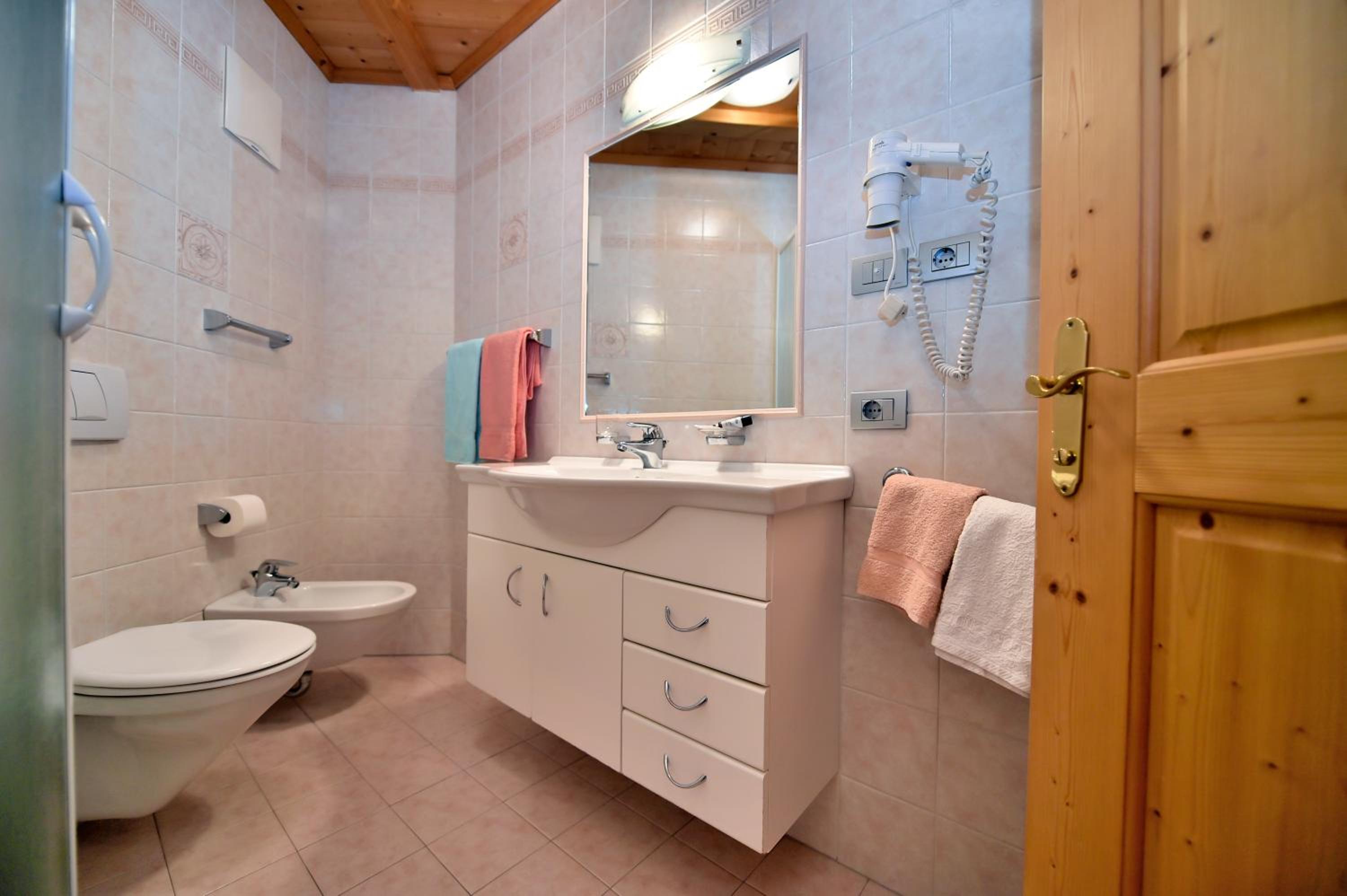 Double Room with Balcony photo 2