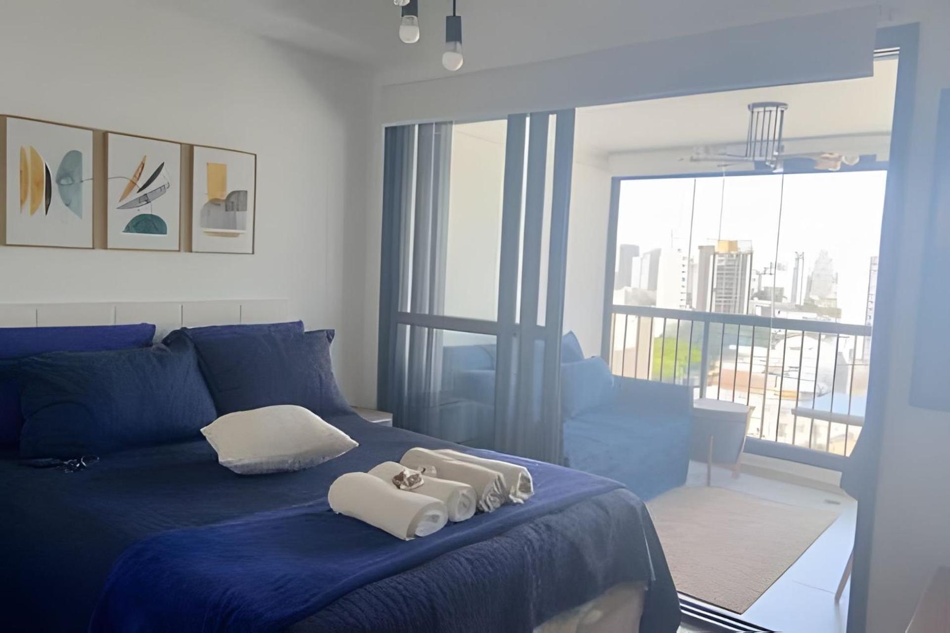 Studio Apartment with Balcony