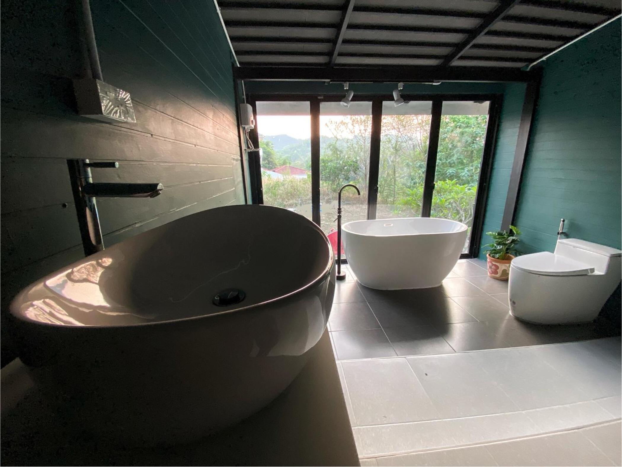 Villa with Private Pool - Photo 11