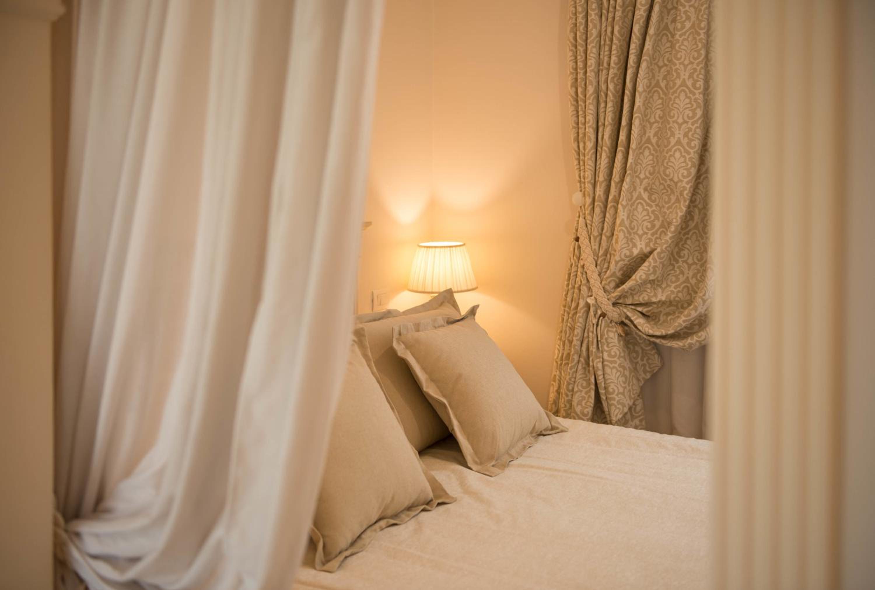 Junior Suite with Garden View - Photo 4