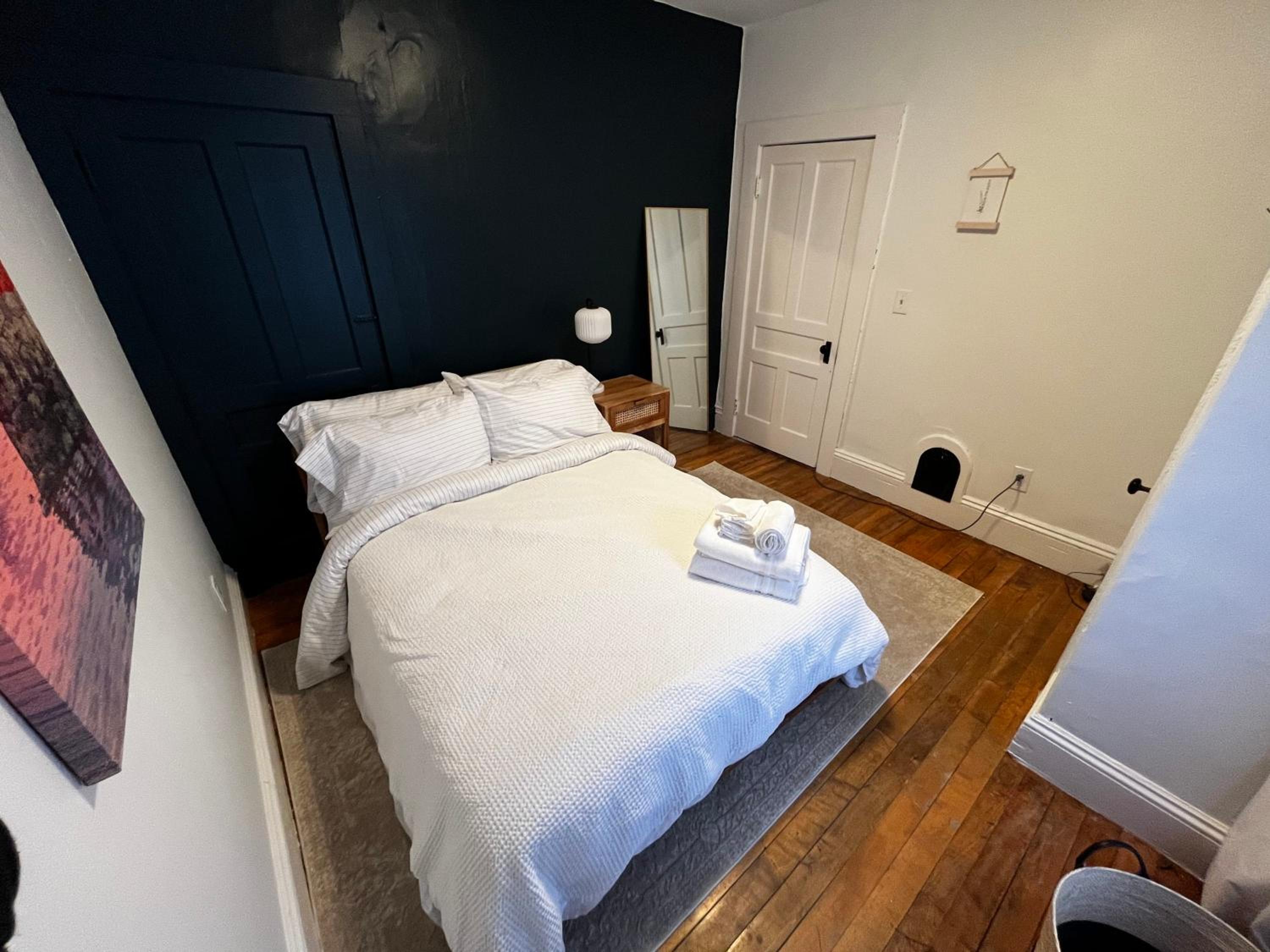 Apartment photo 2