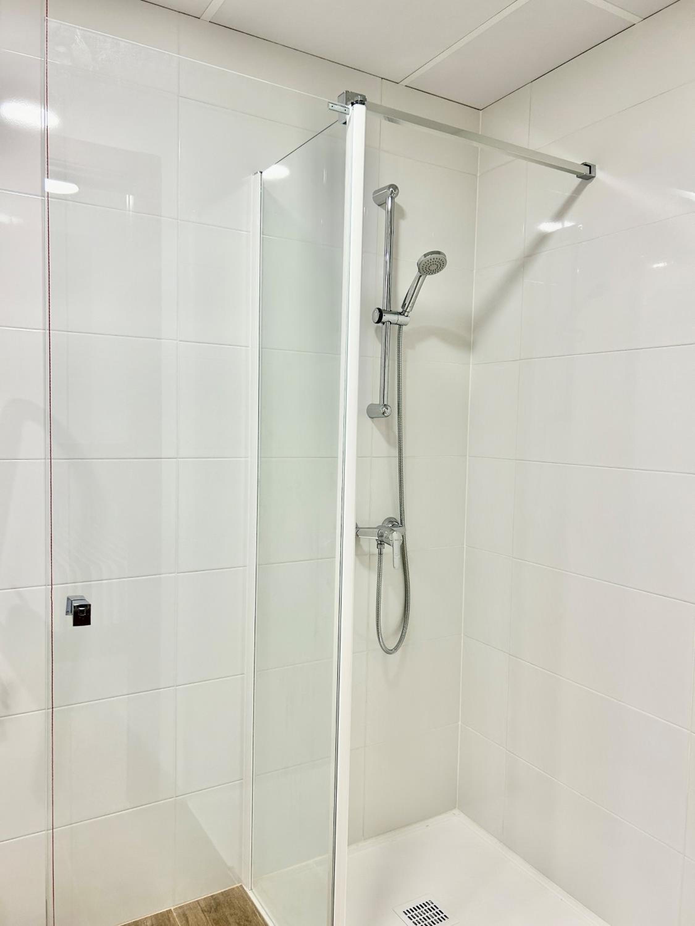 Triple Room - Photo 16