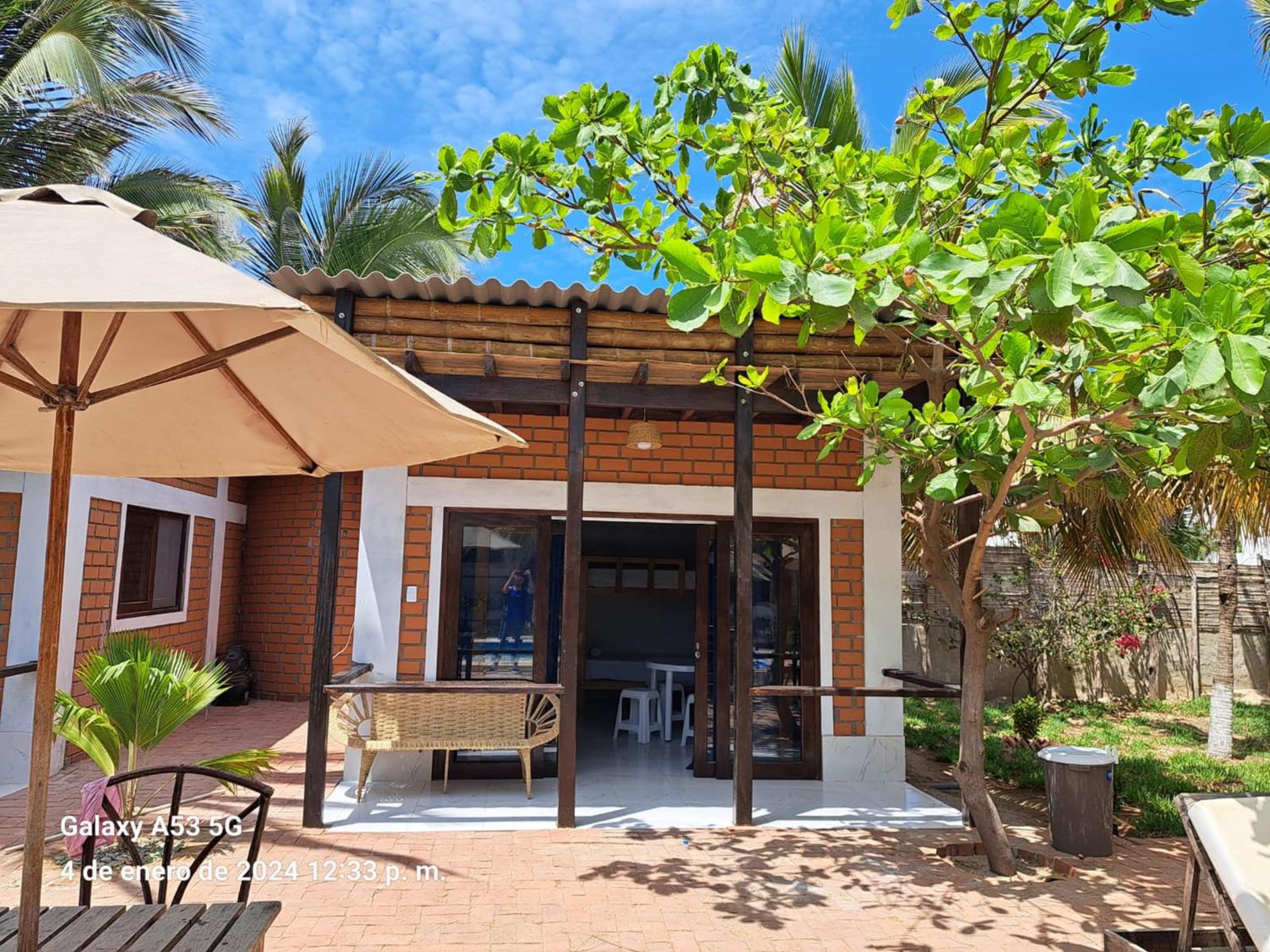 Family Bungalow photo 2