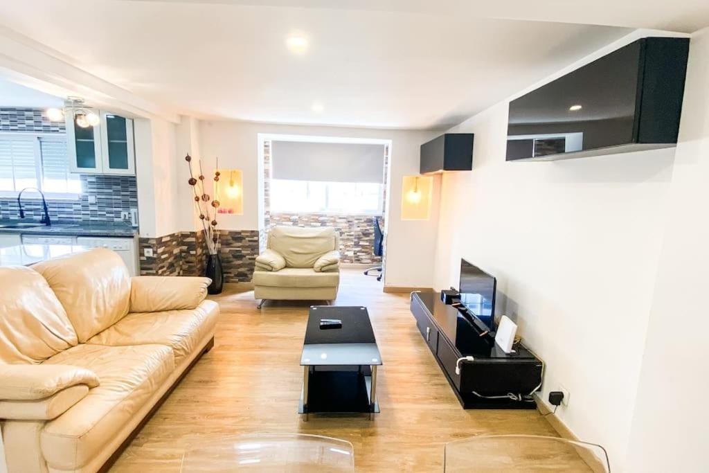 Two-Bedroom Apartment photo 2