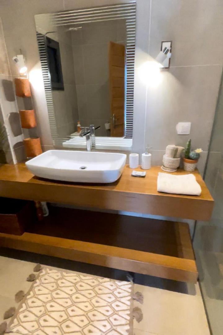 Double Room with Pool View photo 3