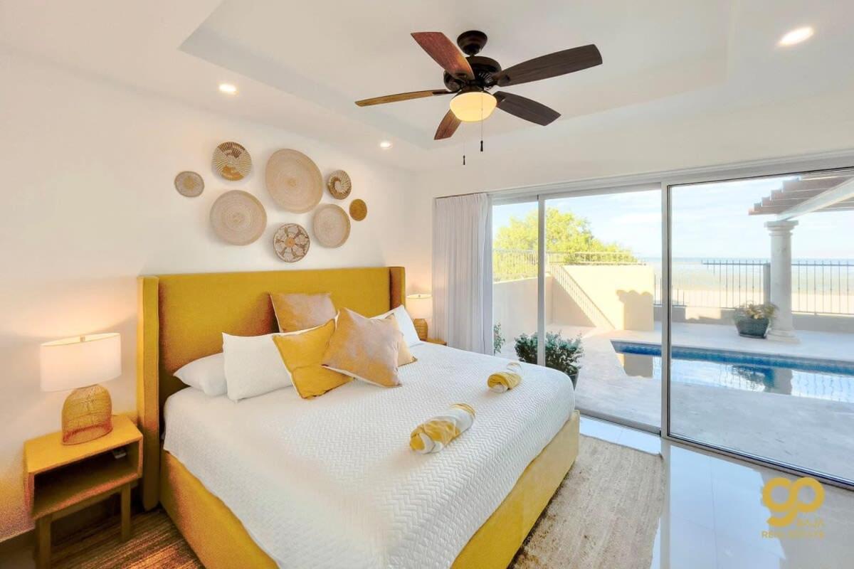 Three-Bedroom Apartment photo 1