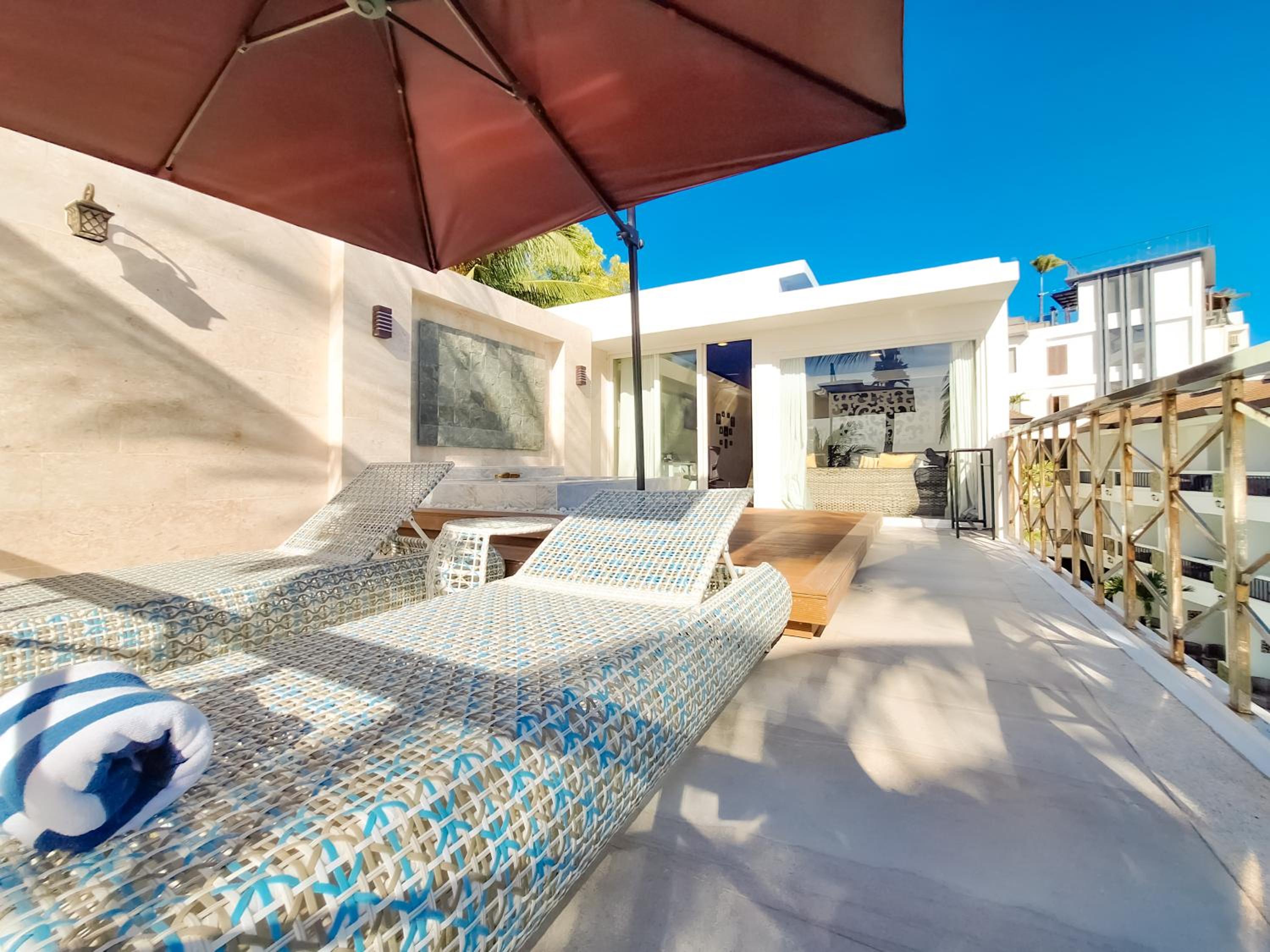 Panoramic Ocean View   - Photo 8