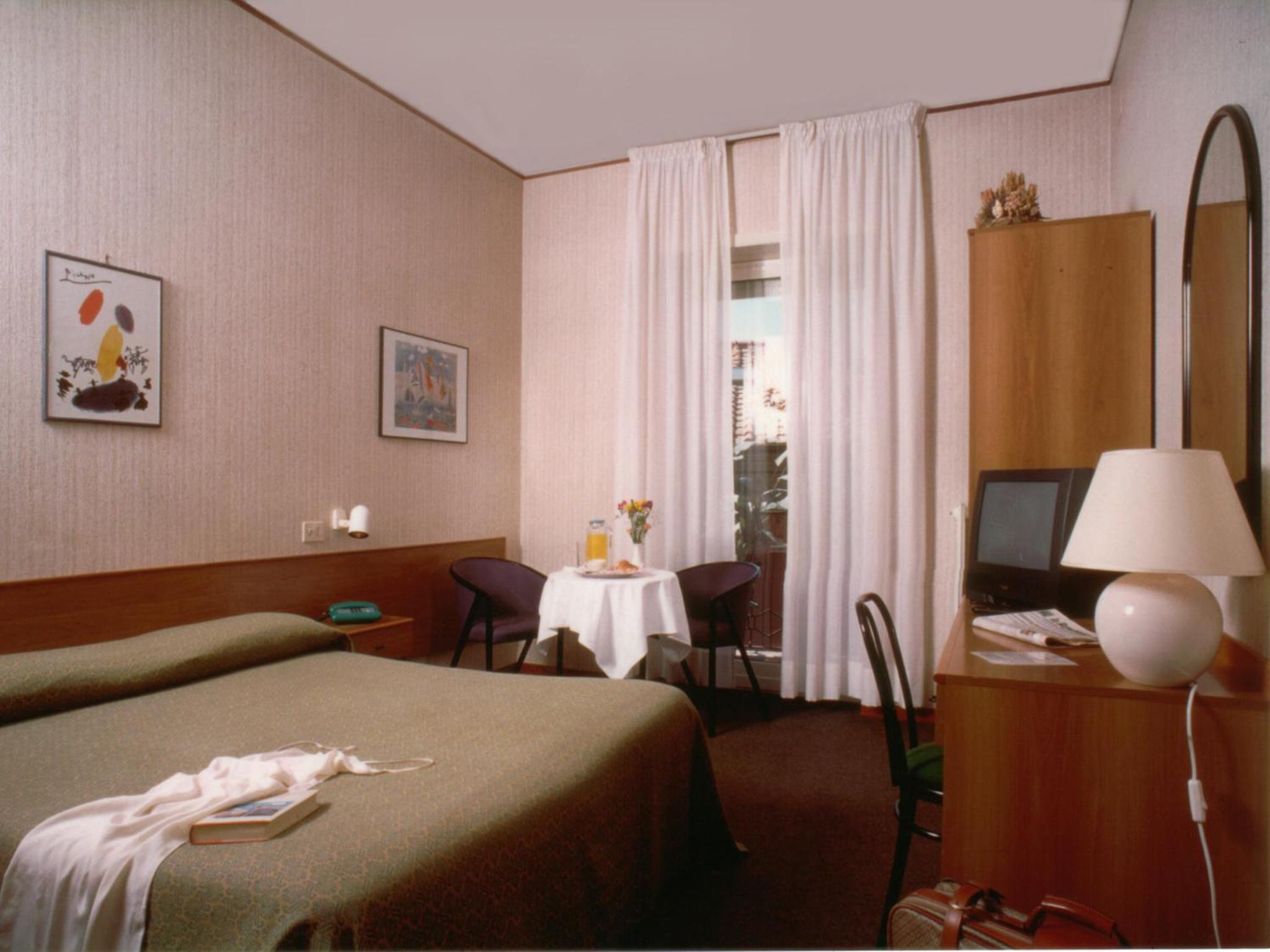 Double or Twin Room - Photo 1