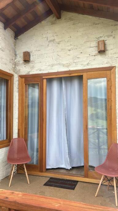 Queen Room with Balcony photo 3