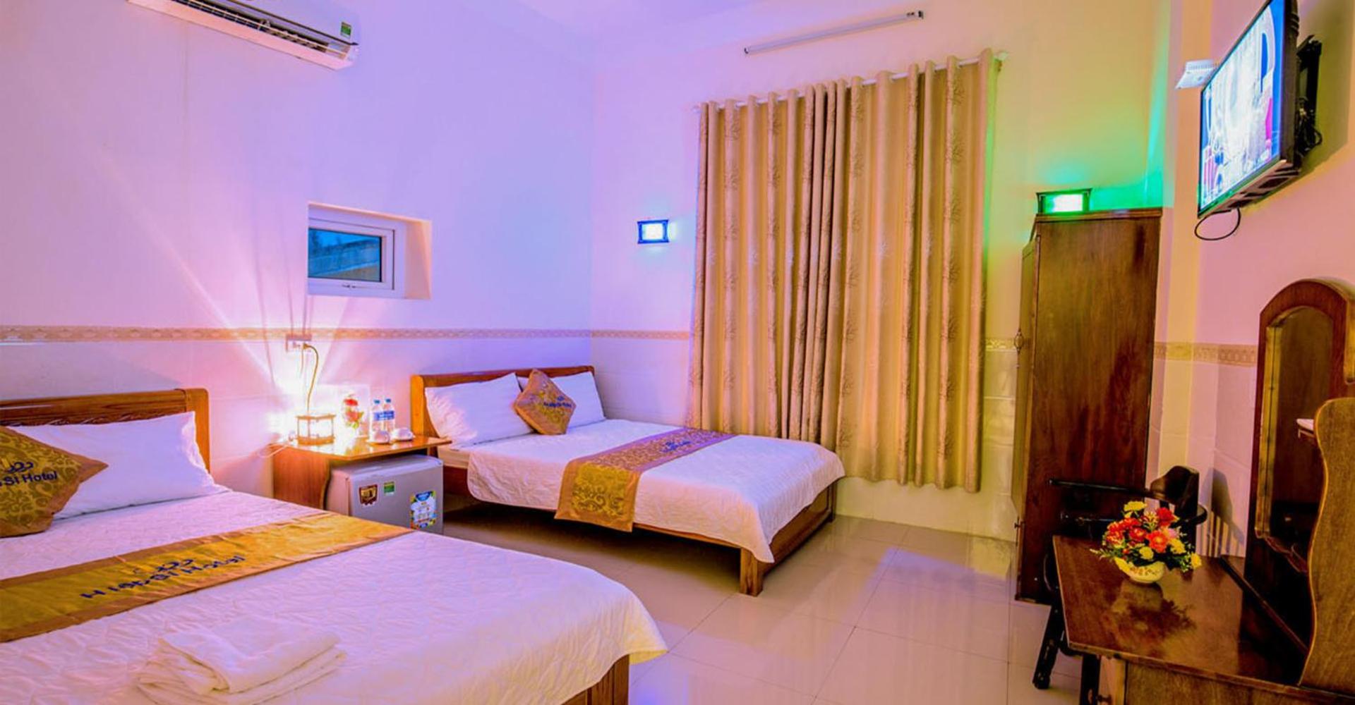 Queen Room with Two Queen Beds