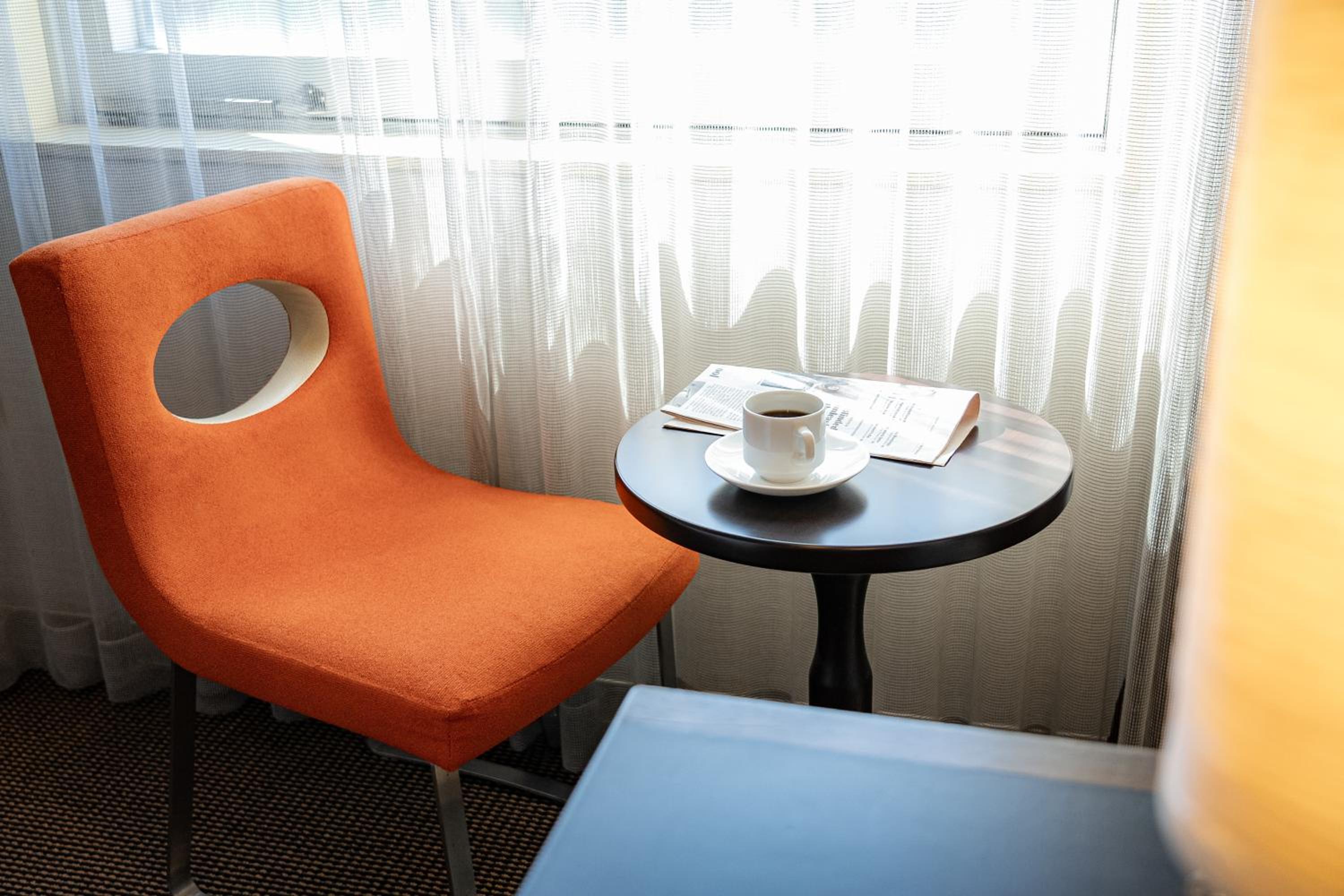 Double Room - Non-Smoking  - Photo 7