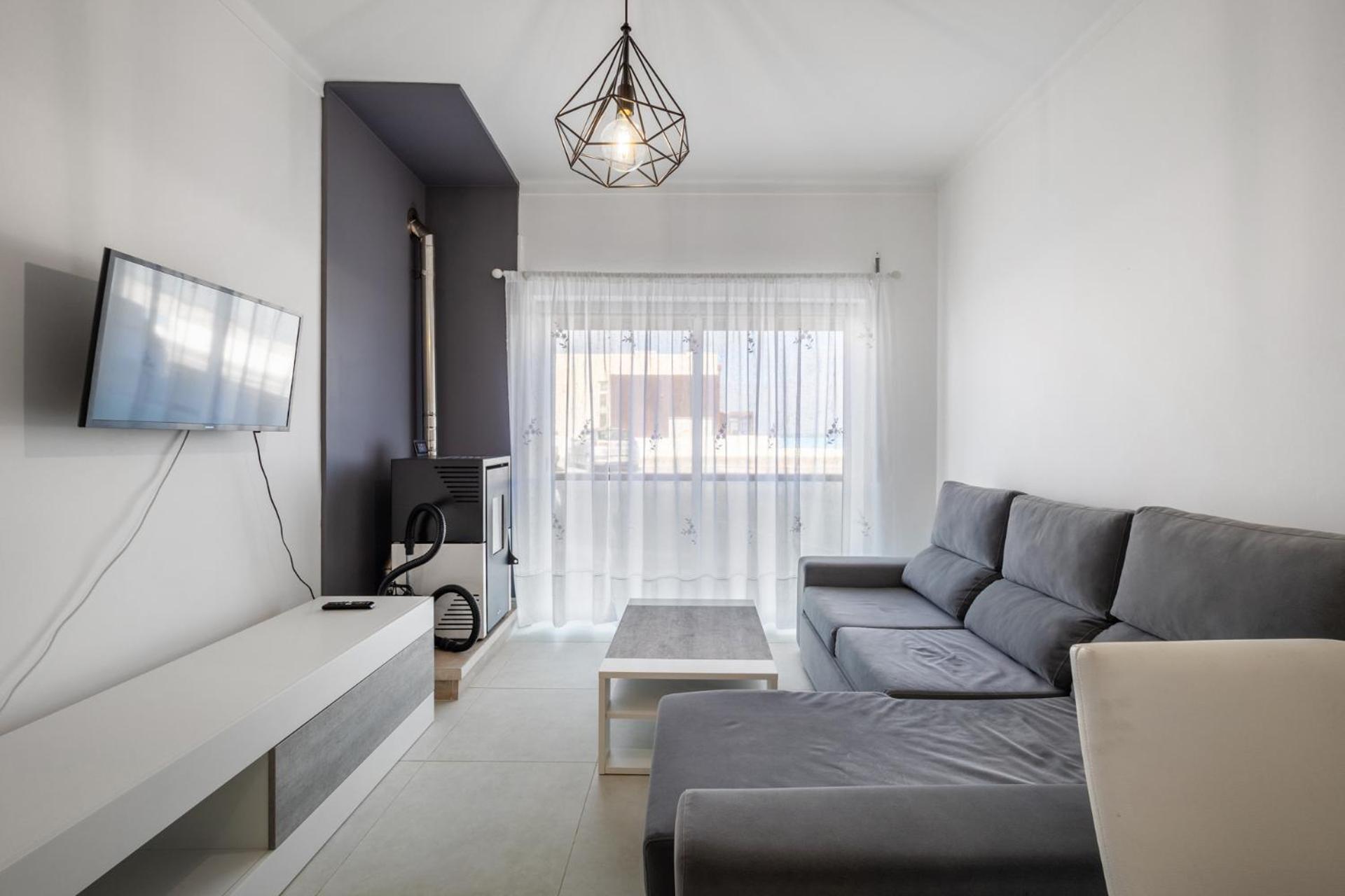 Apartment - Ground Floor photo 3