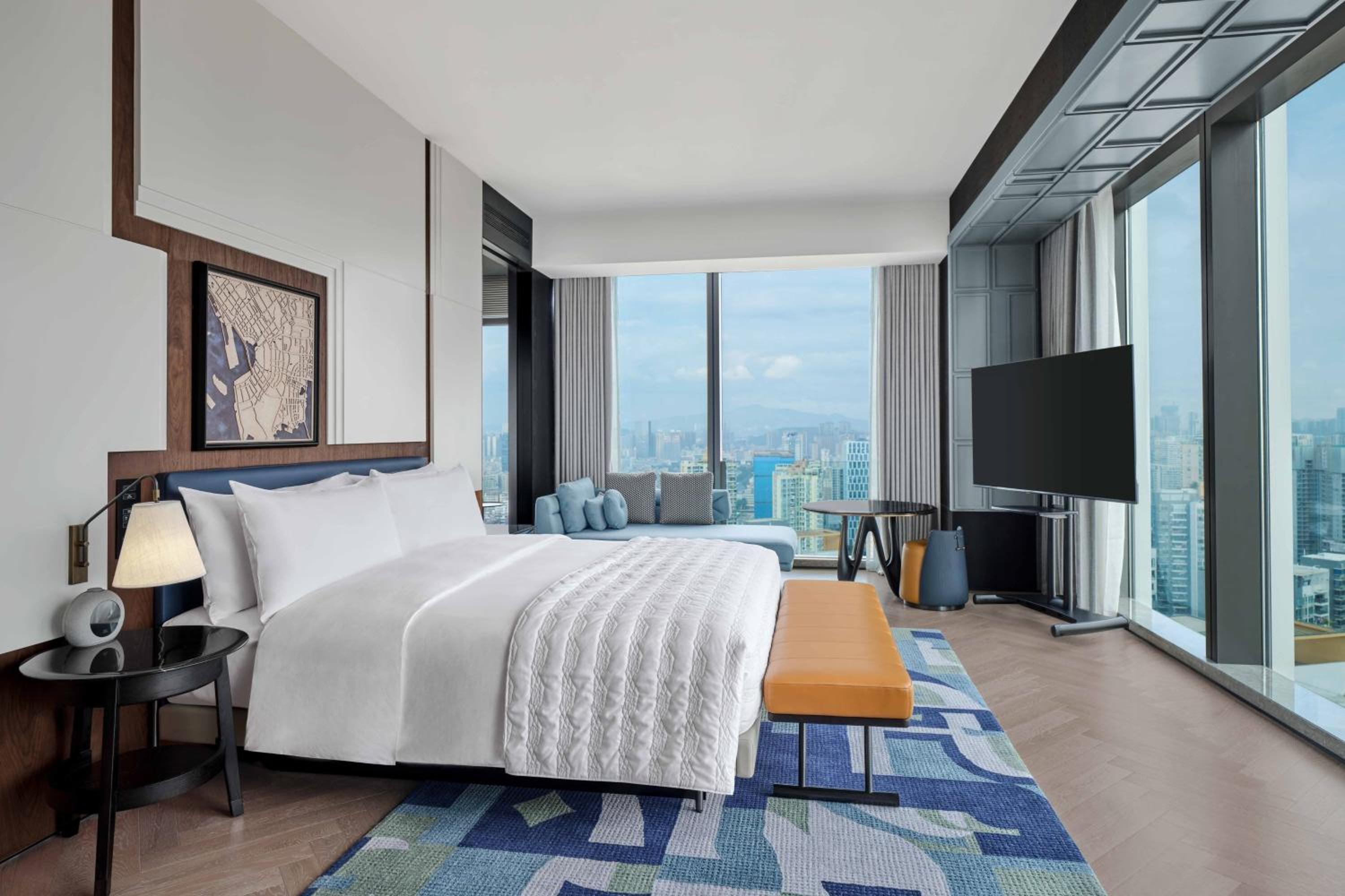 Presidential Executive Suite, Executive - Lounge Access