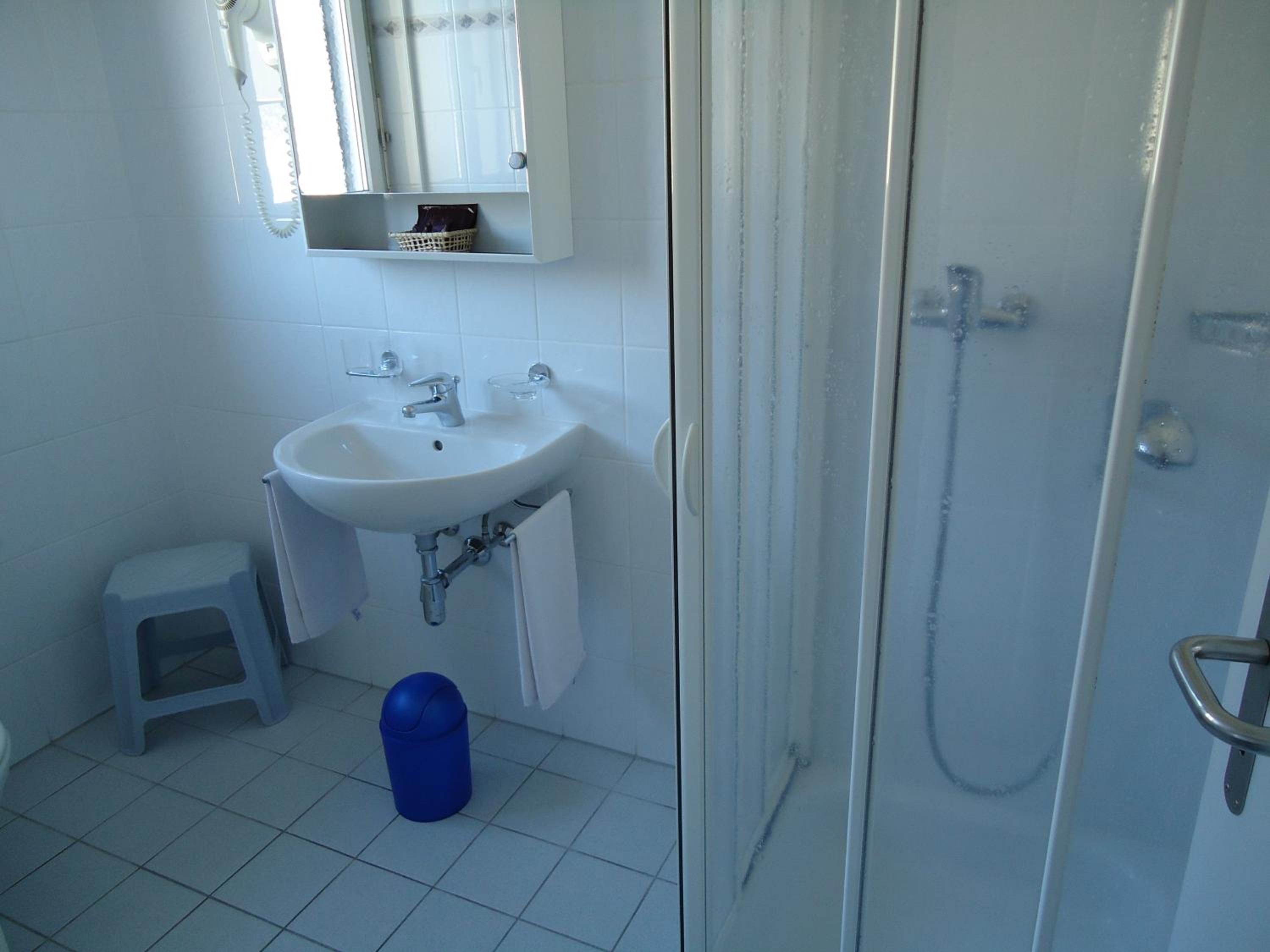 Double Room - Photo 3