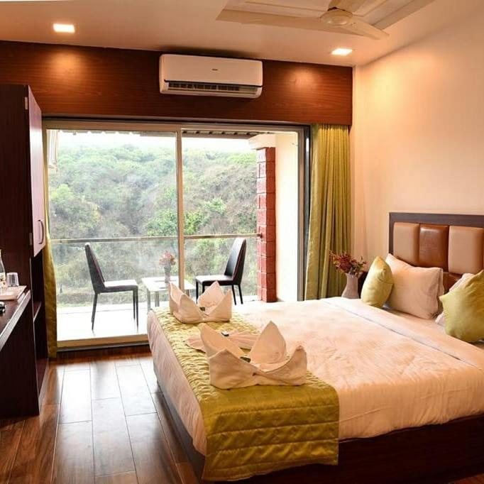 Deluxe Room - Photo 1