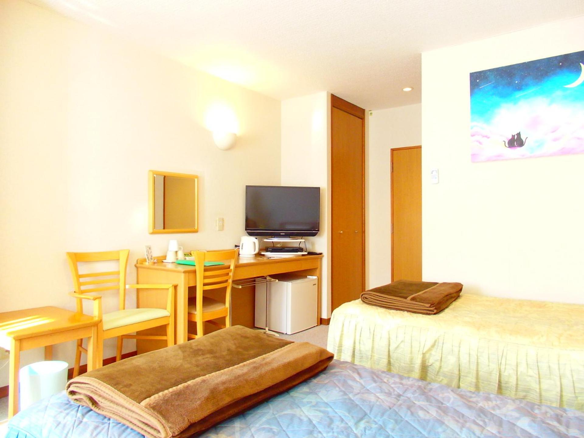 Triple Room - Photo 6